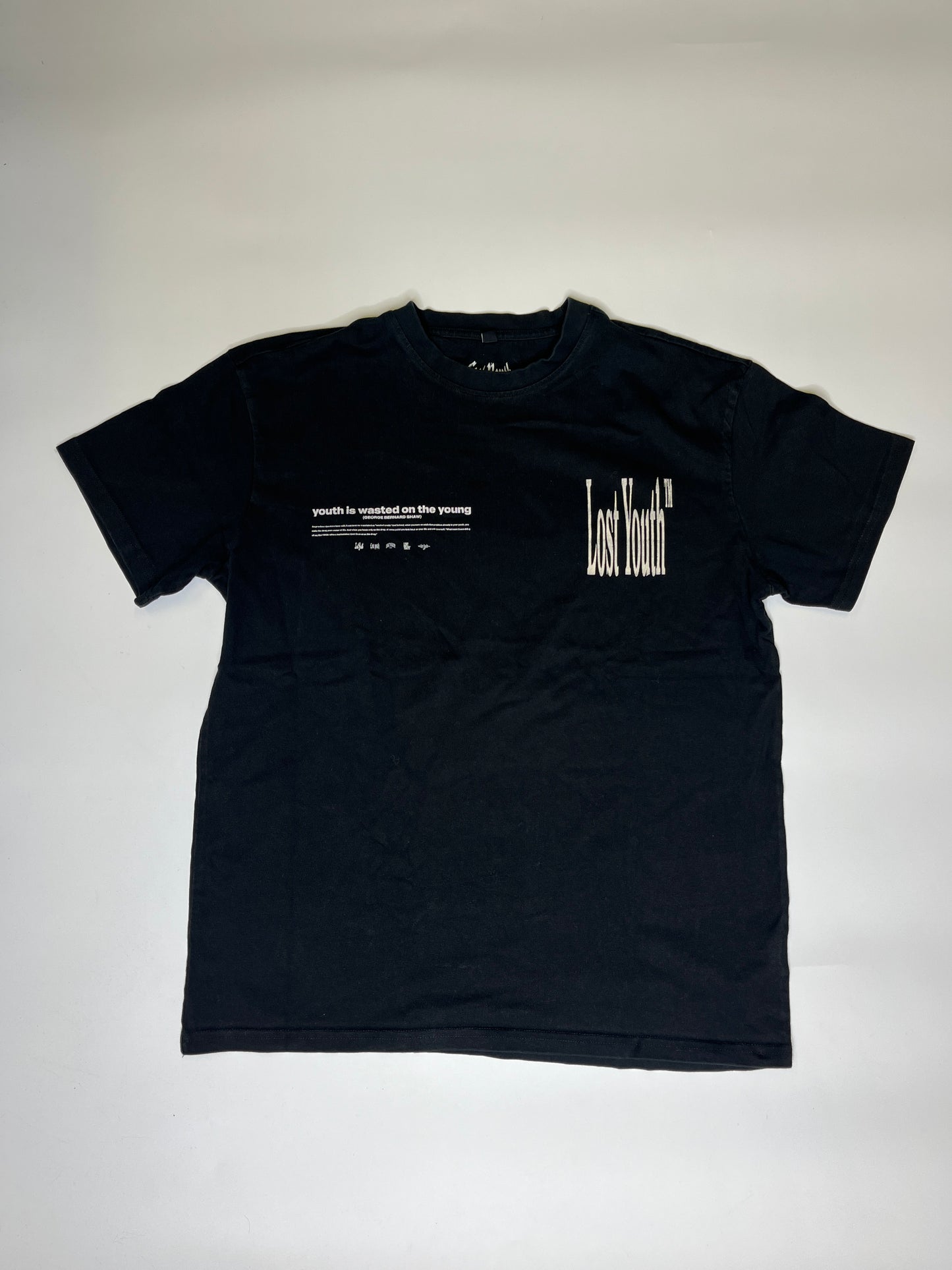 BLACK T-SHIRT LOST YOUTH (M)