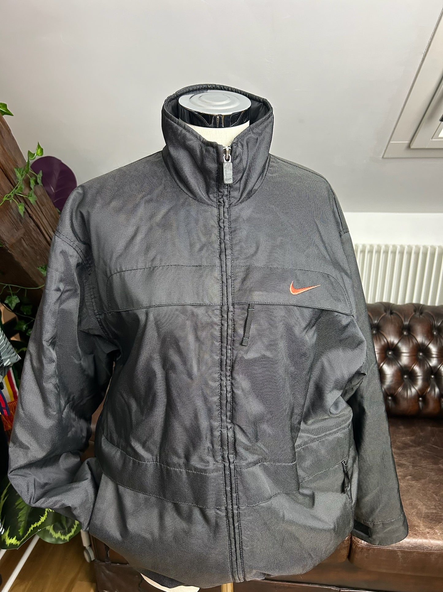 RARE NIKE SPELLOUT JACKET 90s (M)