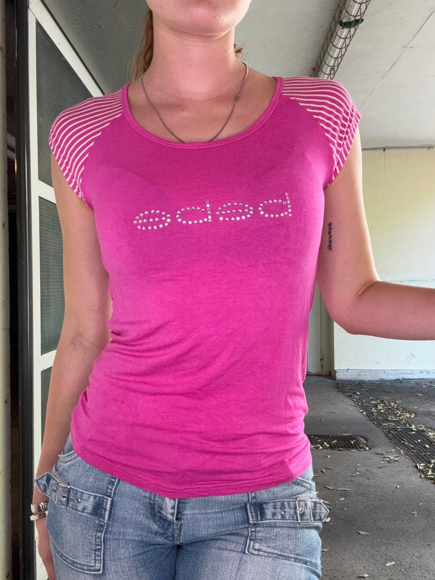 VINTAGE BEBE TOP IN PINK (M)