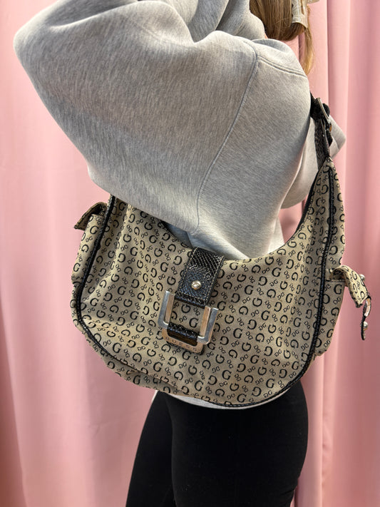 GUESS  MONOGRAM PURSE
