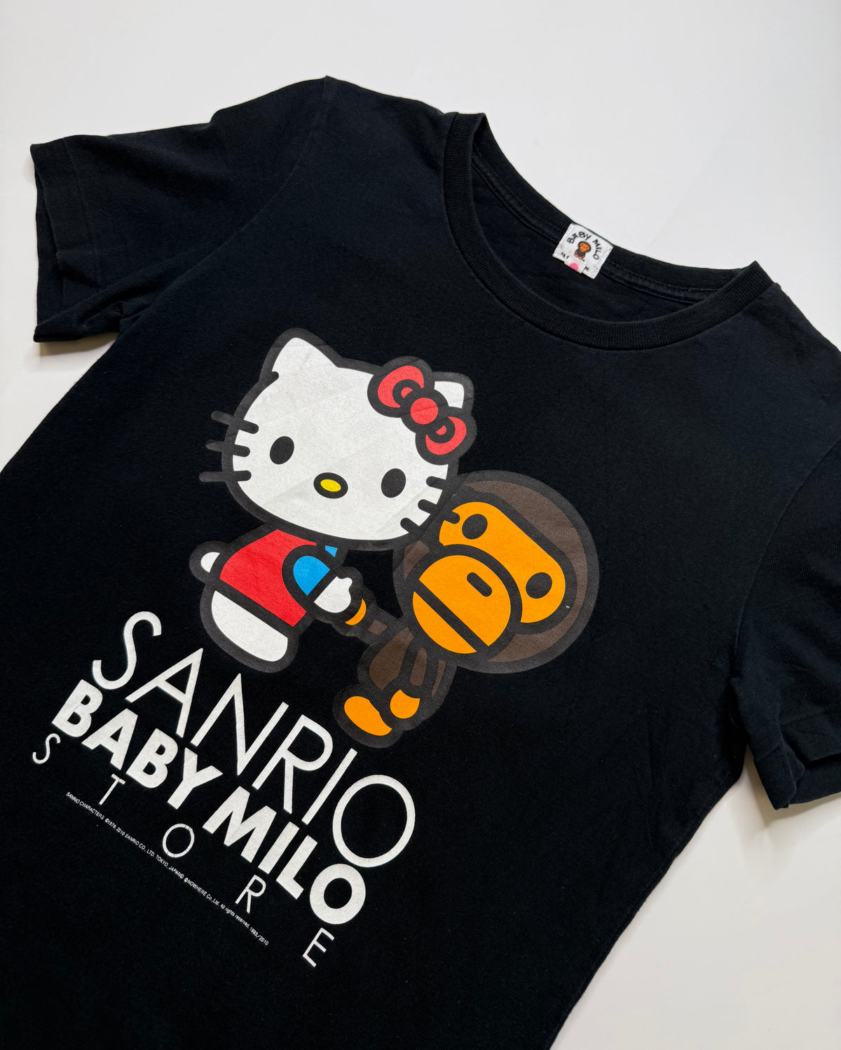 BAPE X SANRIO BABY MILO STORE TEE – BLACK (XS)
