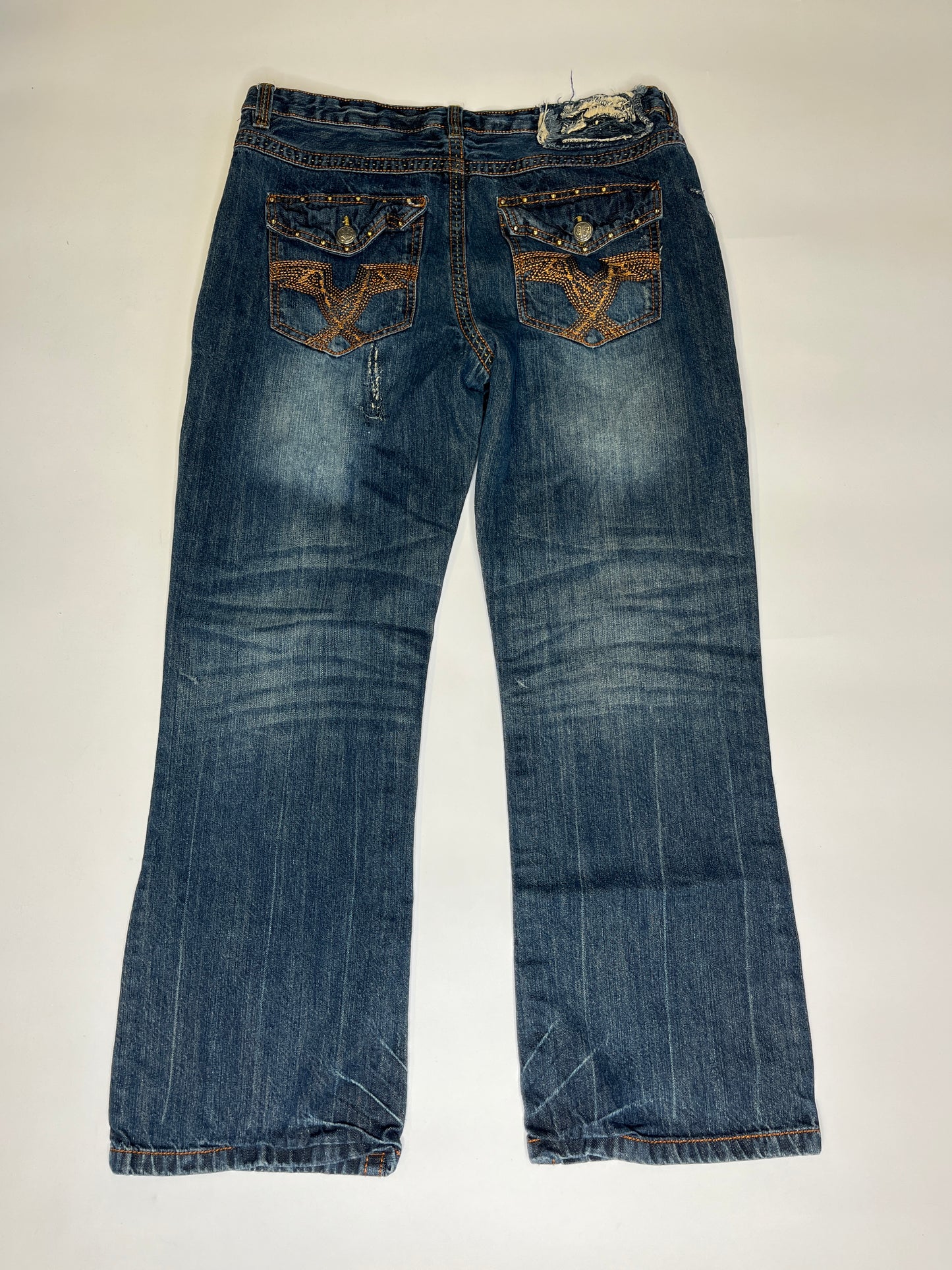 VINTAGE DISTRESSED MACHINE JEANS (34/32)