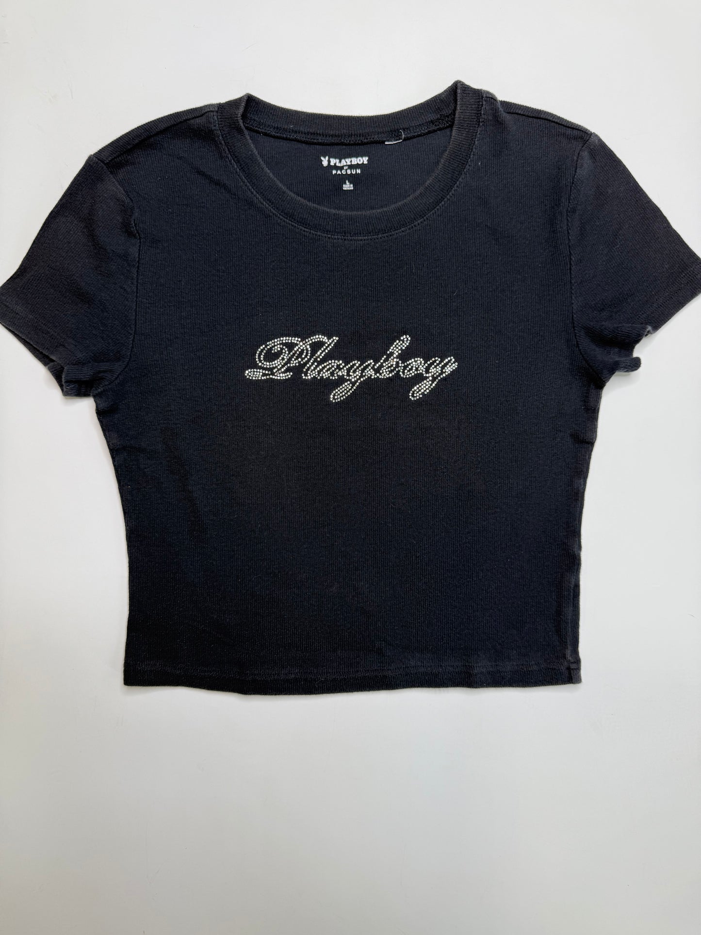 PLAYBOY BY PACSUN VINTAGE RHINESTONE CROP TEE (L)