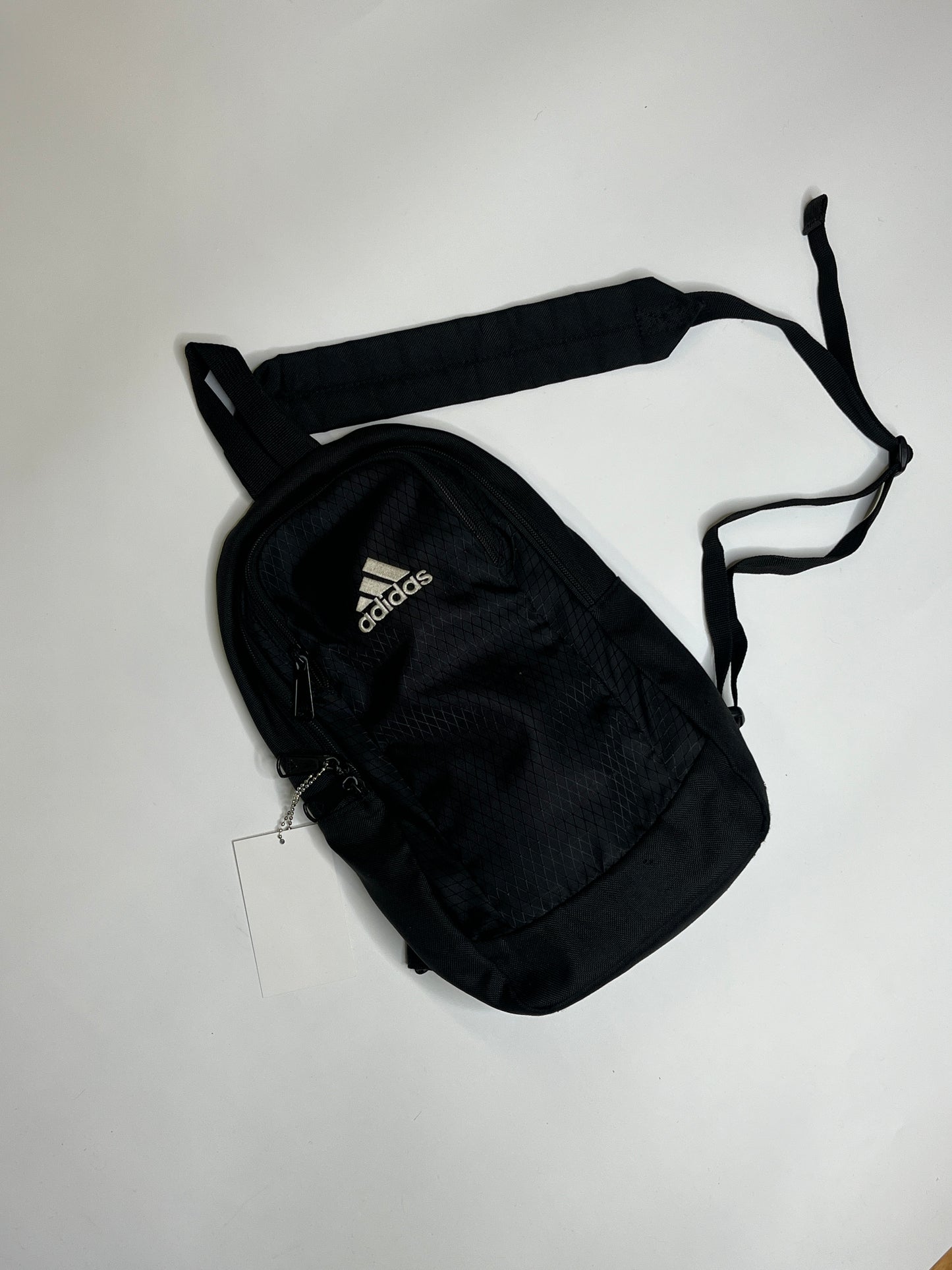ADIDAS 2000s SLING BAG