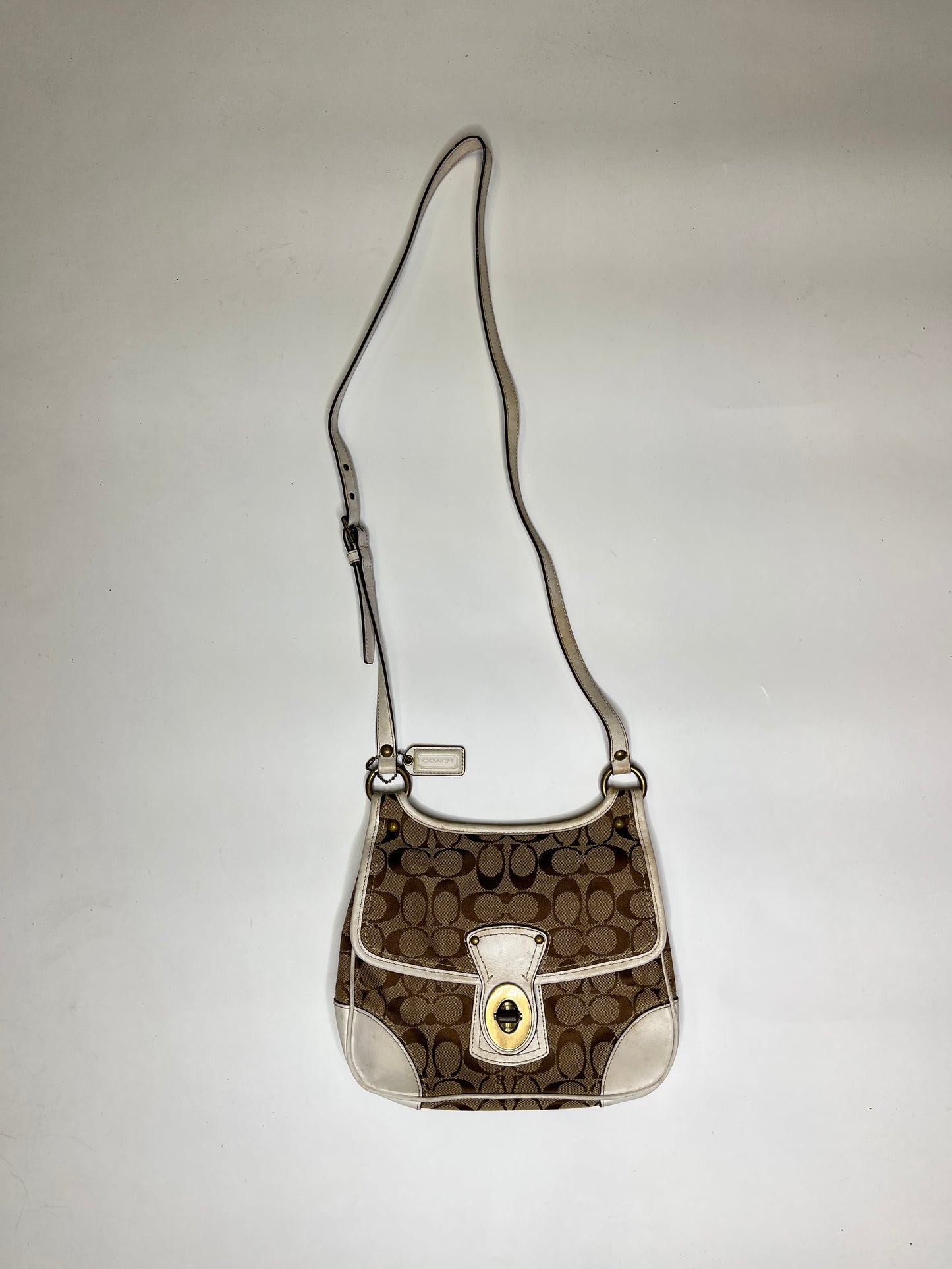 COACH CROSSBODY PURSE LEATHER