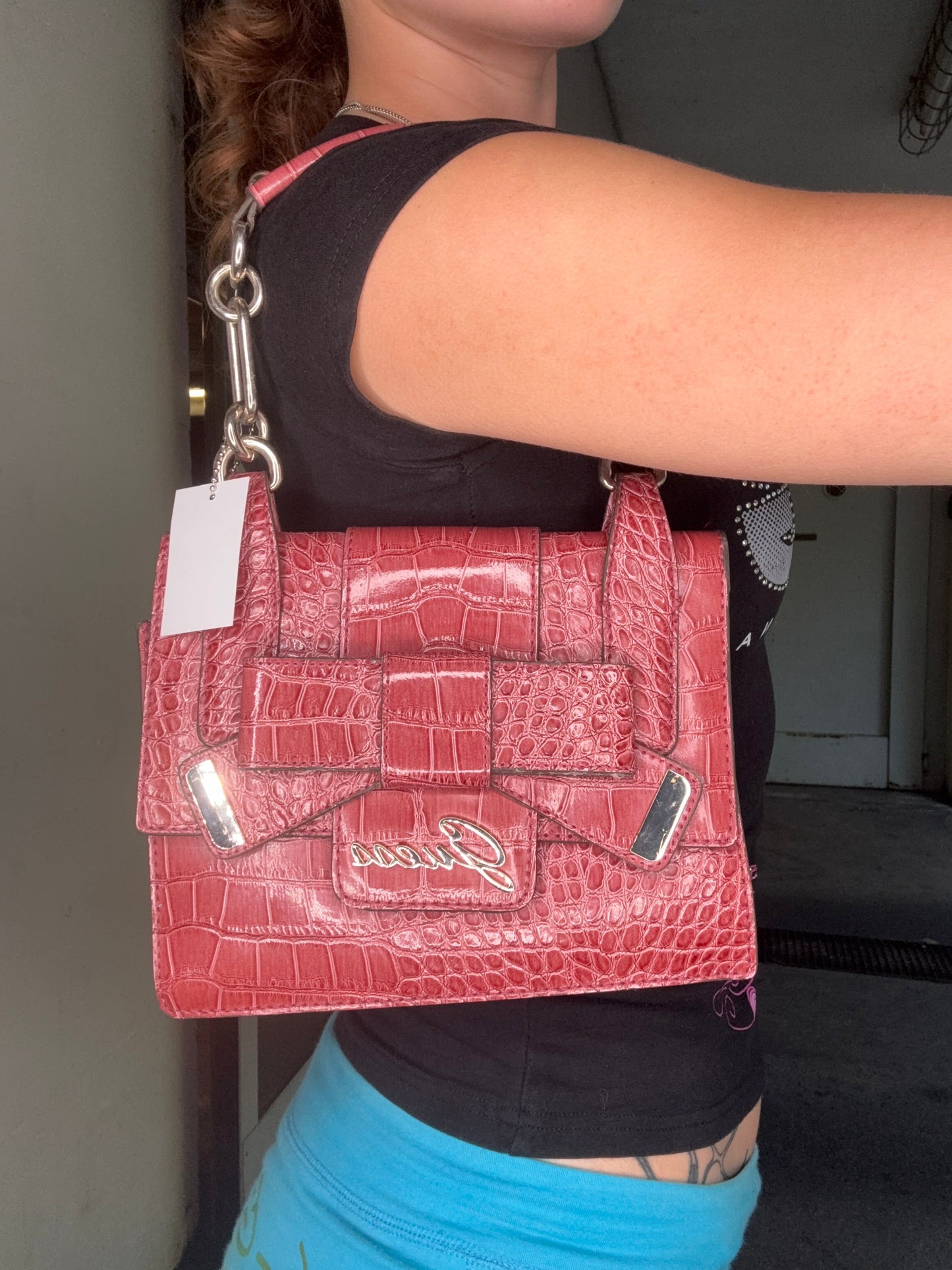 GUESS CROC EMBOSSED BOW BAG – BURGUNDY