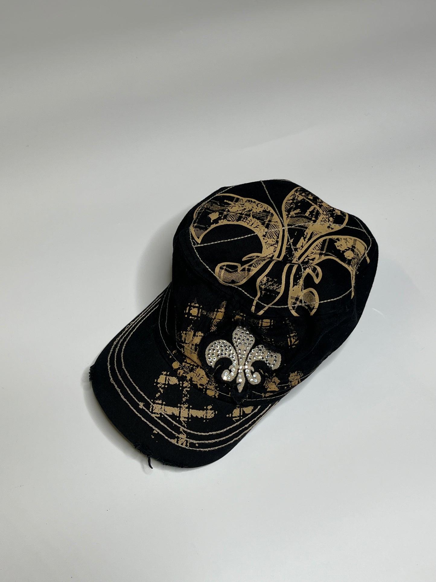 2000s DISTRESSED LEADER CAP