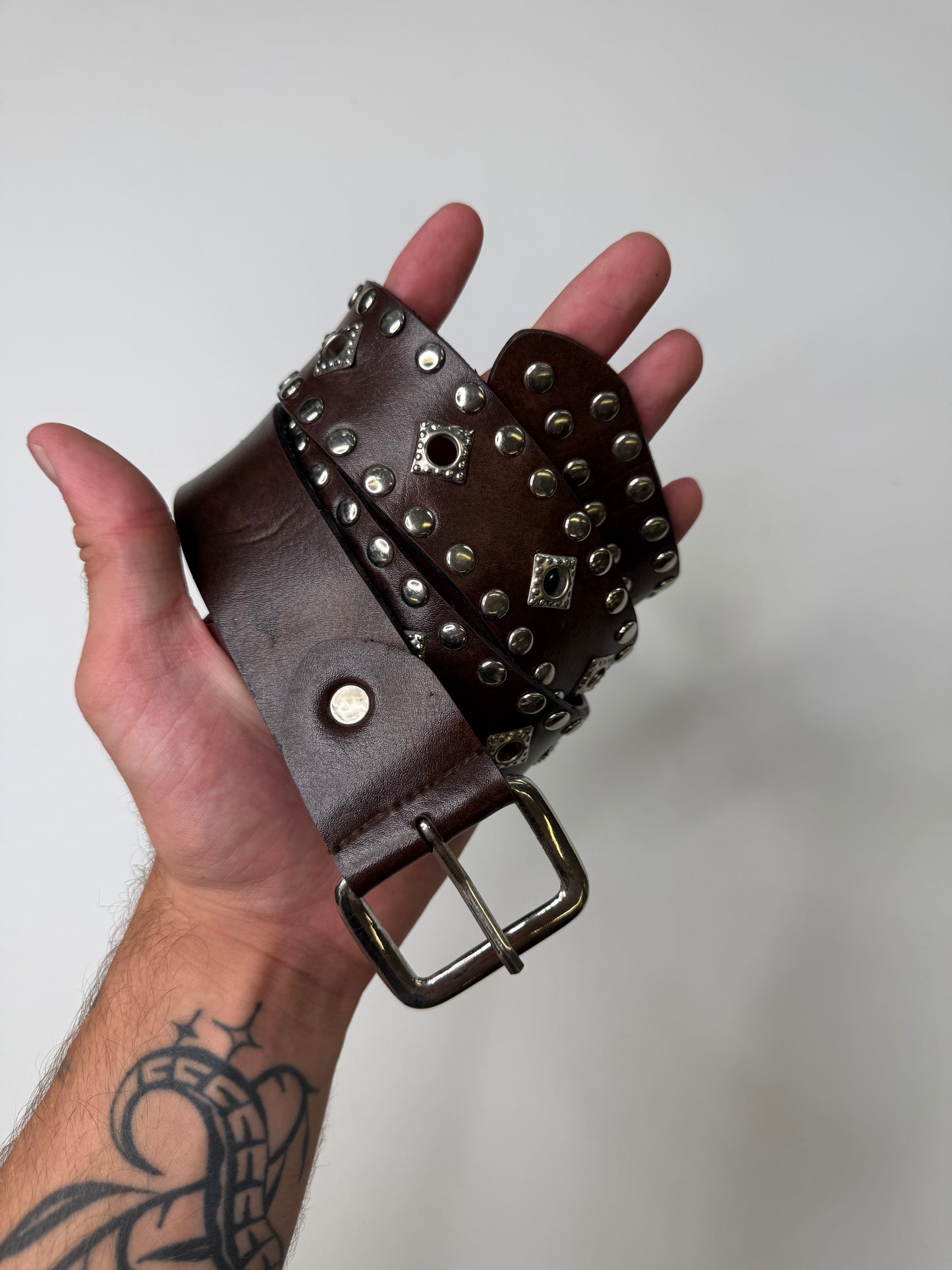 STUDDED WESTERN LEATHER BELT BROWN (M)