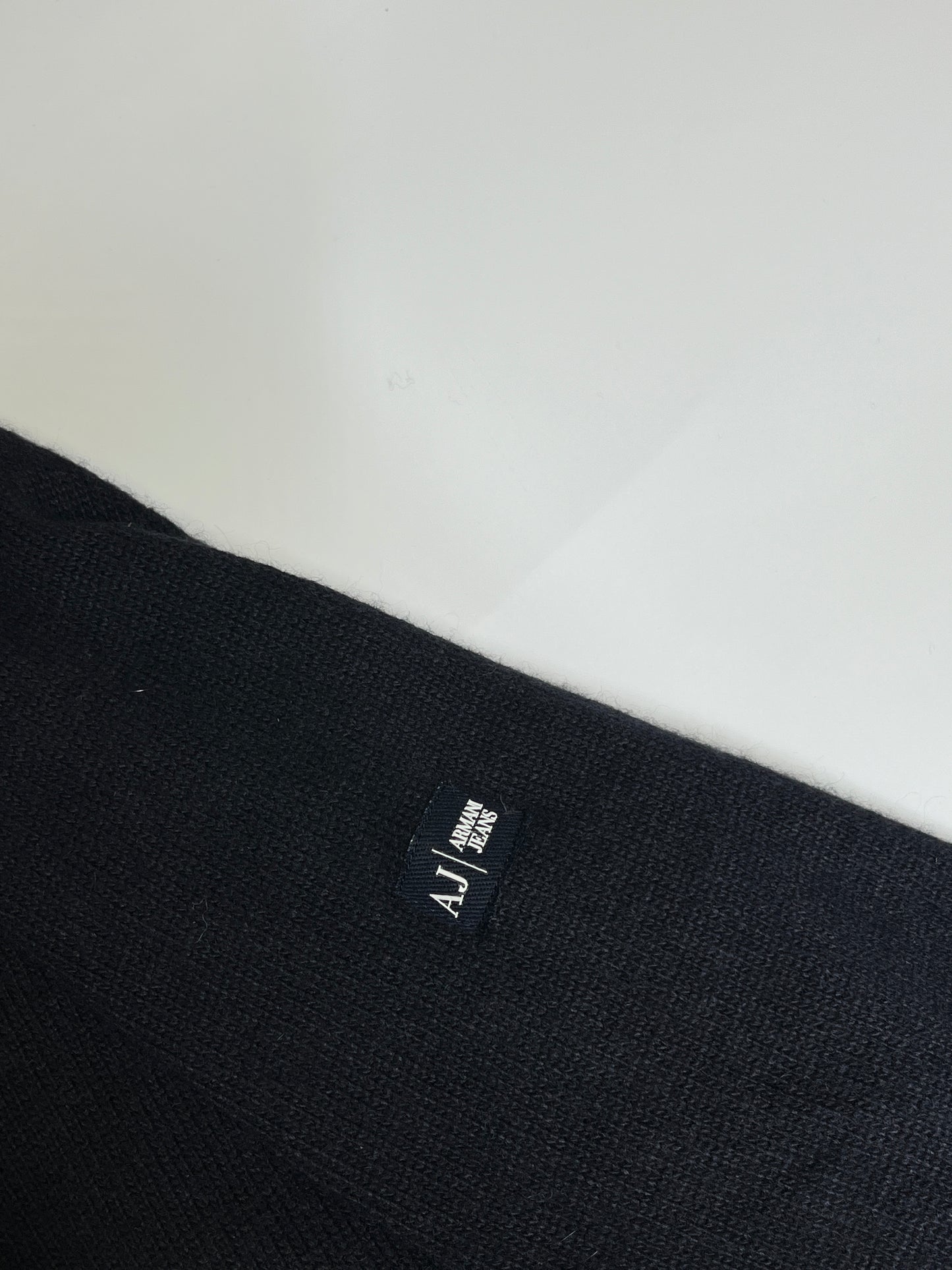 ARMANI JEANS KNIT SWEATER (M-L)