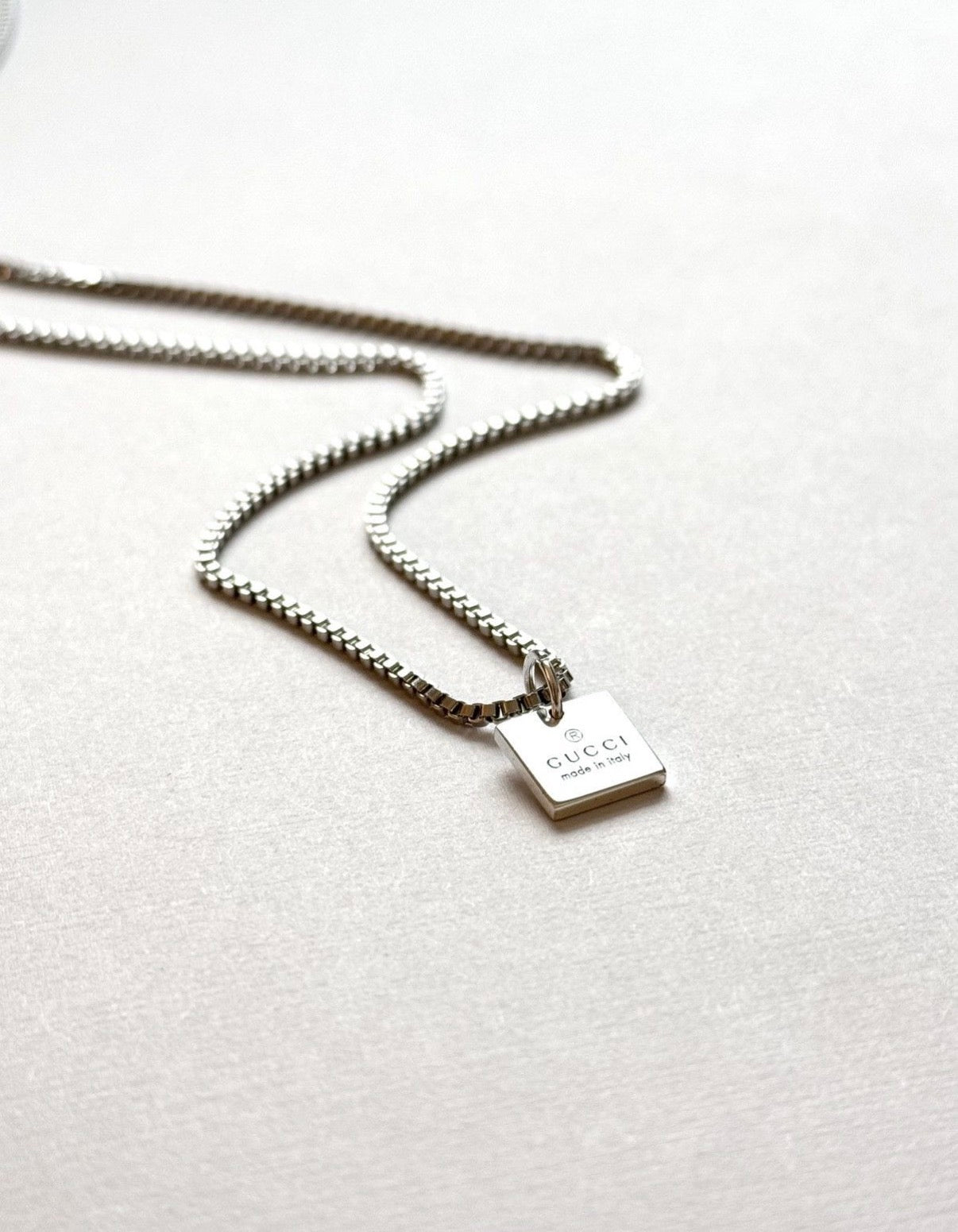 DIOR SILVER SHOPPING BAG CHARM VINTAGE NECKLACE