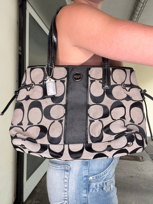 COACH VINTAGE SIGNATURE CANVAS TOTE BAG