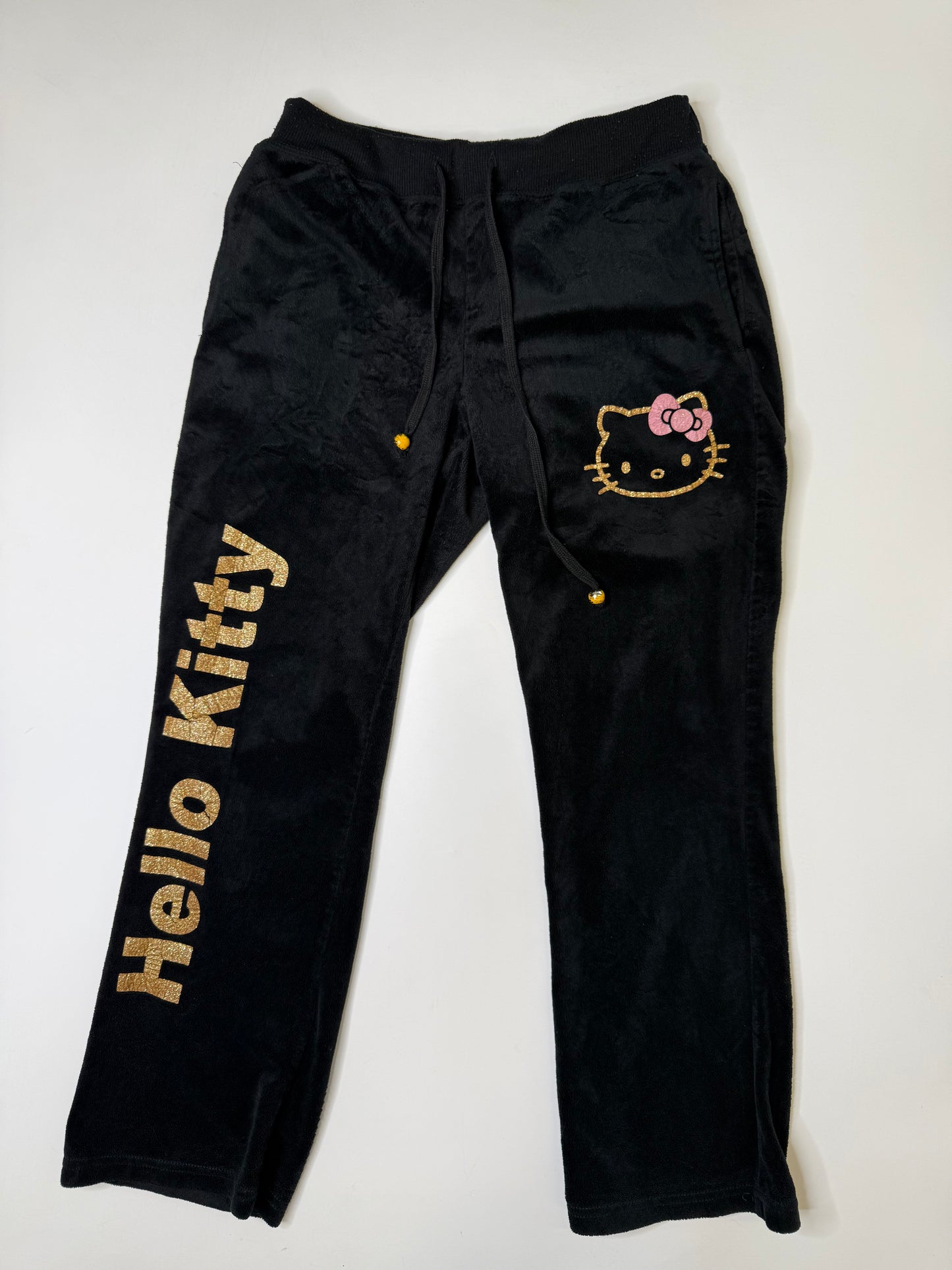 HELLO KITTY VELOUR SWEATPANTS BLACK (S-M)