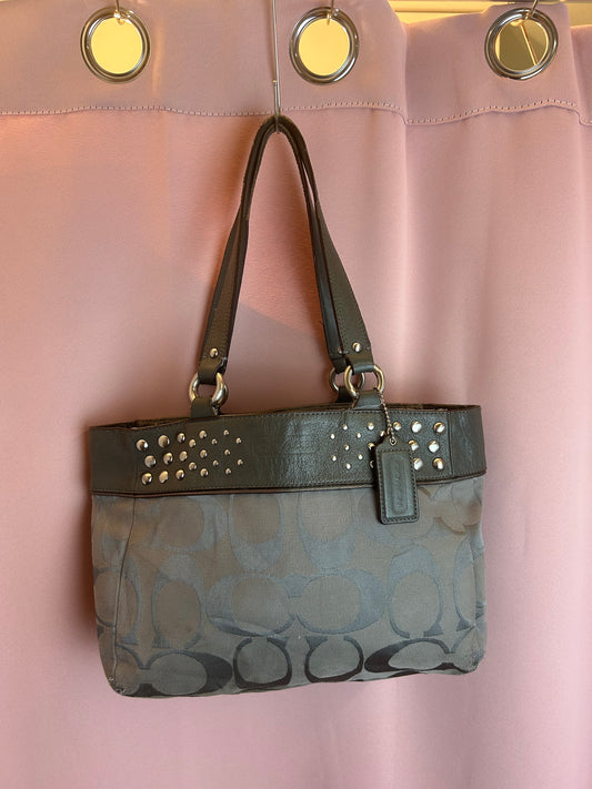 COACH PURSE GREY MONOGRAM