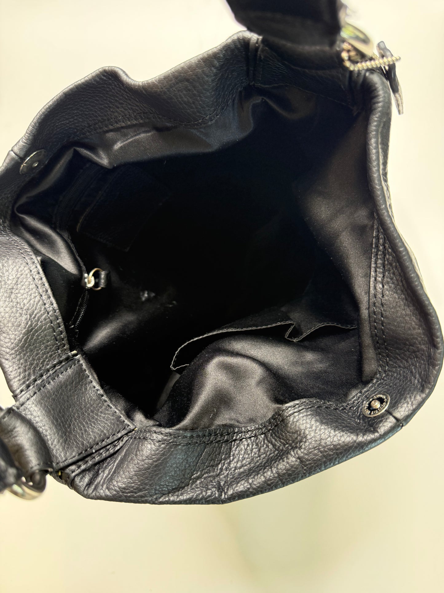 COACH VINTAGE PEBBLED LEATHER TURN-LOCK HOBO BAG