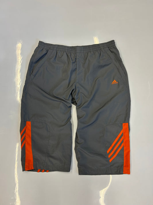 ADIDAS 2000s 3/4 SHORTS