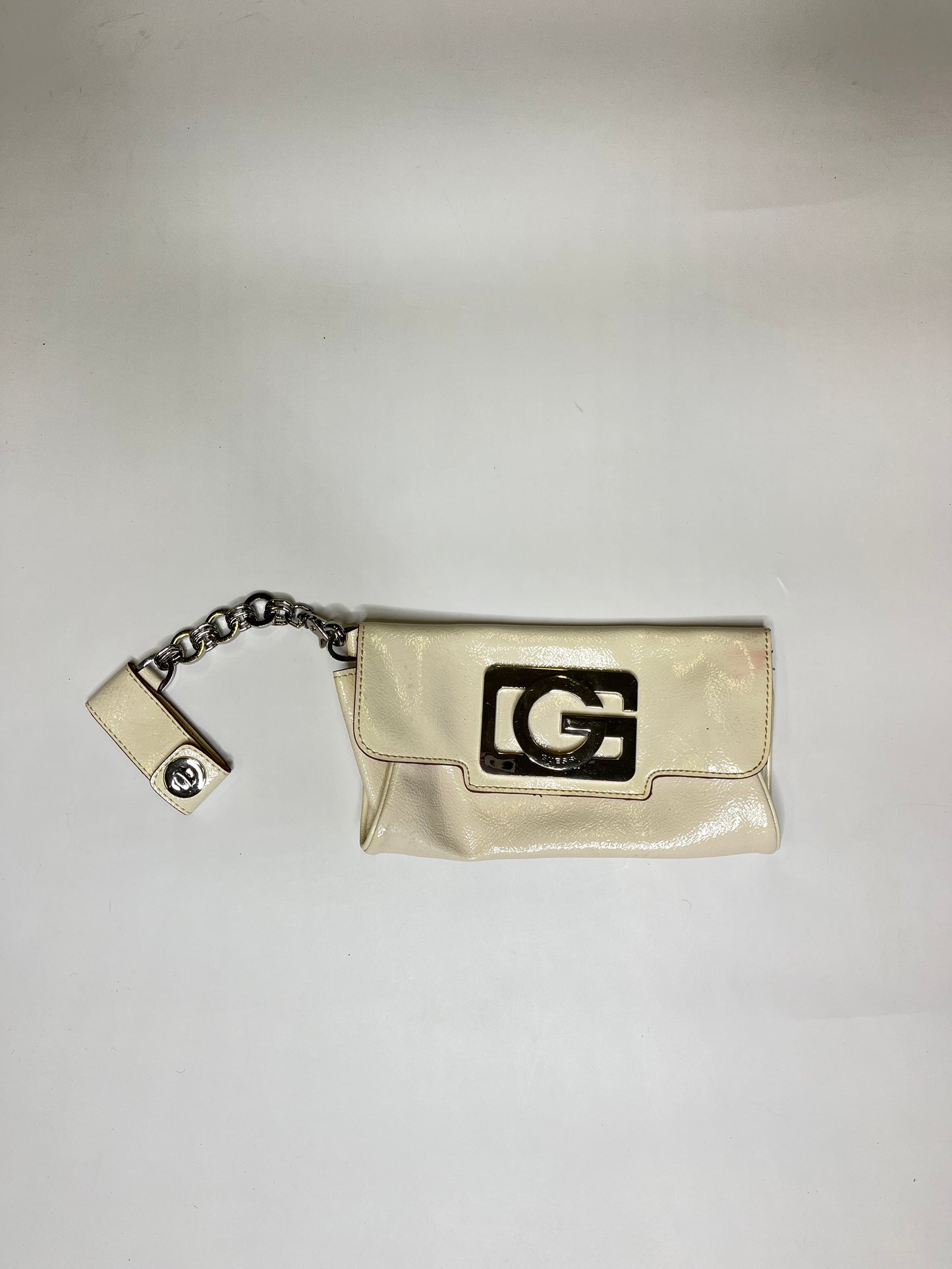 SPECIAL VINTAGE GUESS PURSE/ CLUTCH WITH WRIST BAND