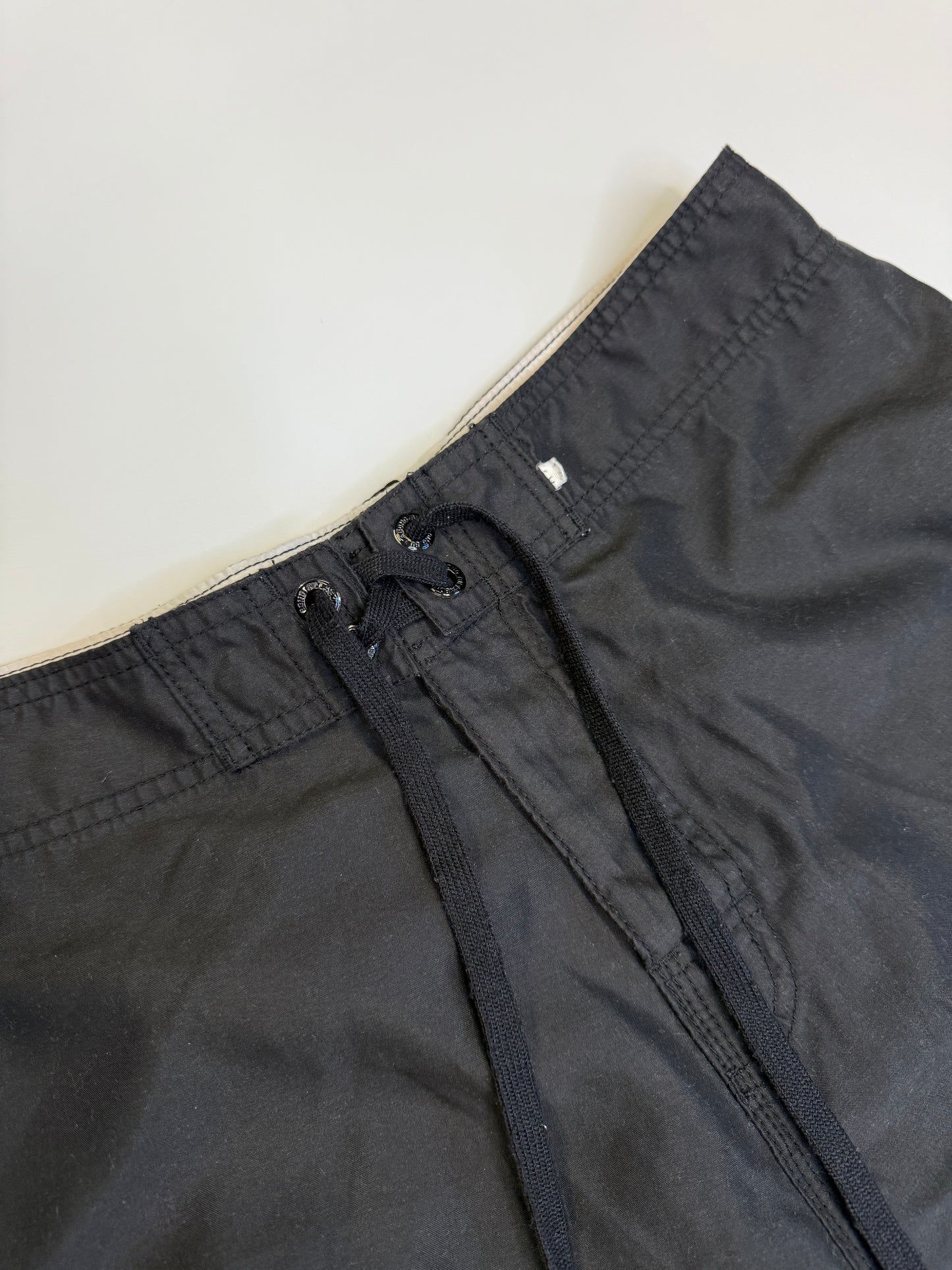 VINTAGE BILLA BONG SHORTS (L)