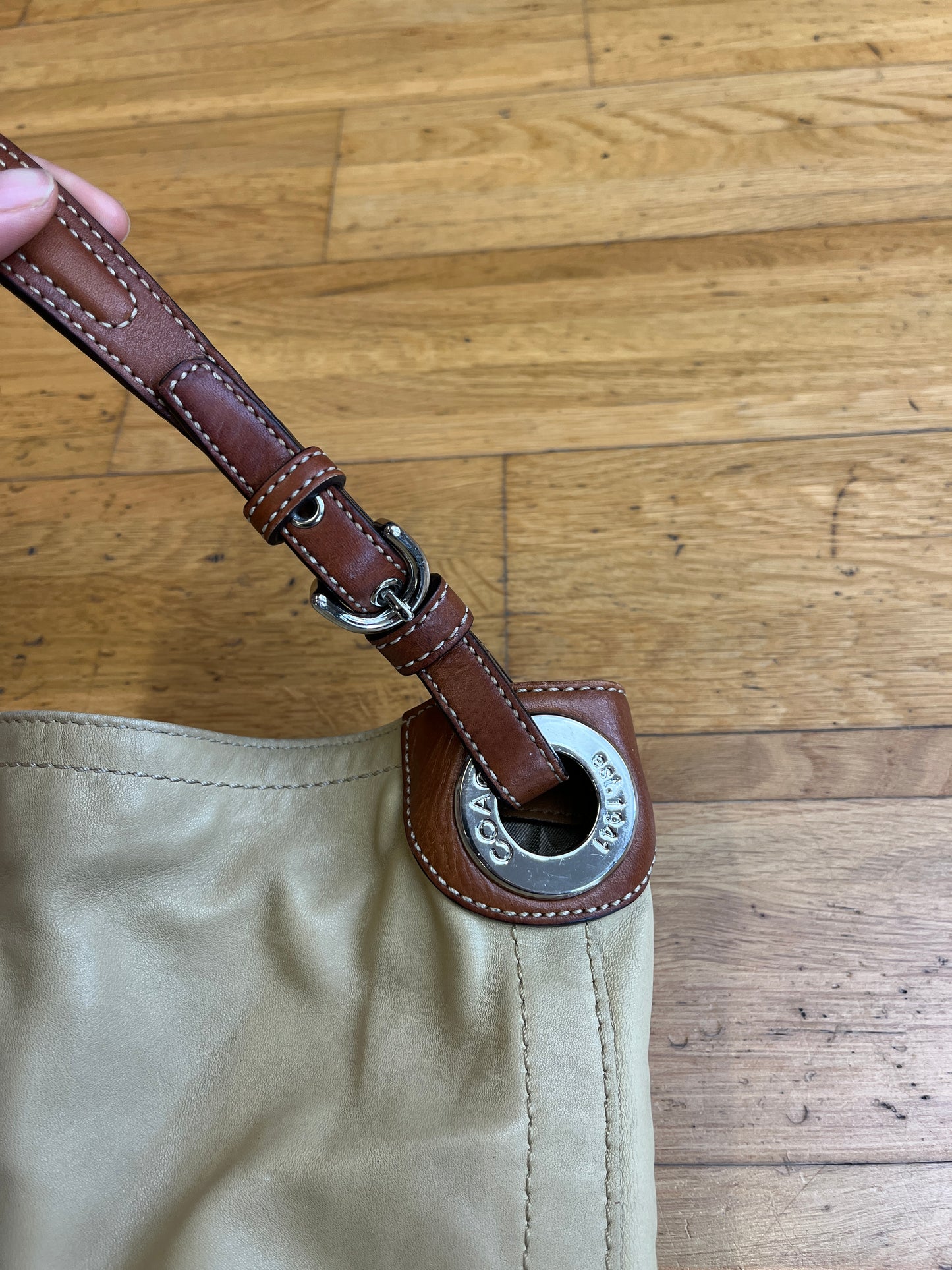 COACH PURSE REAl LEATHER