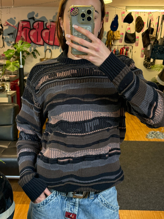COOGIE STYLE SWEATER (M)