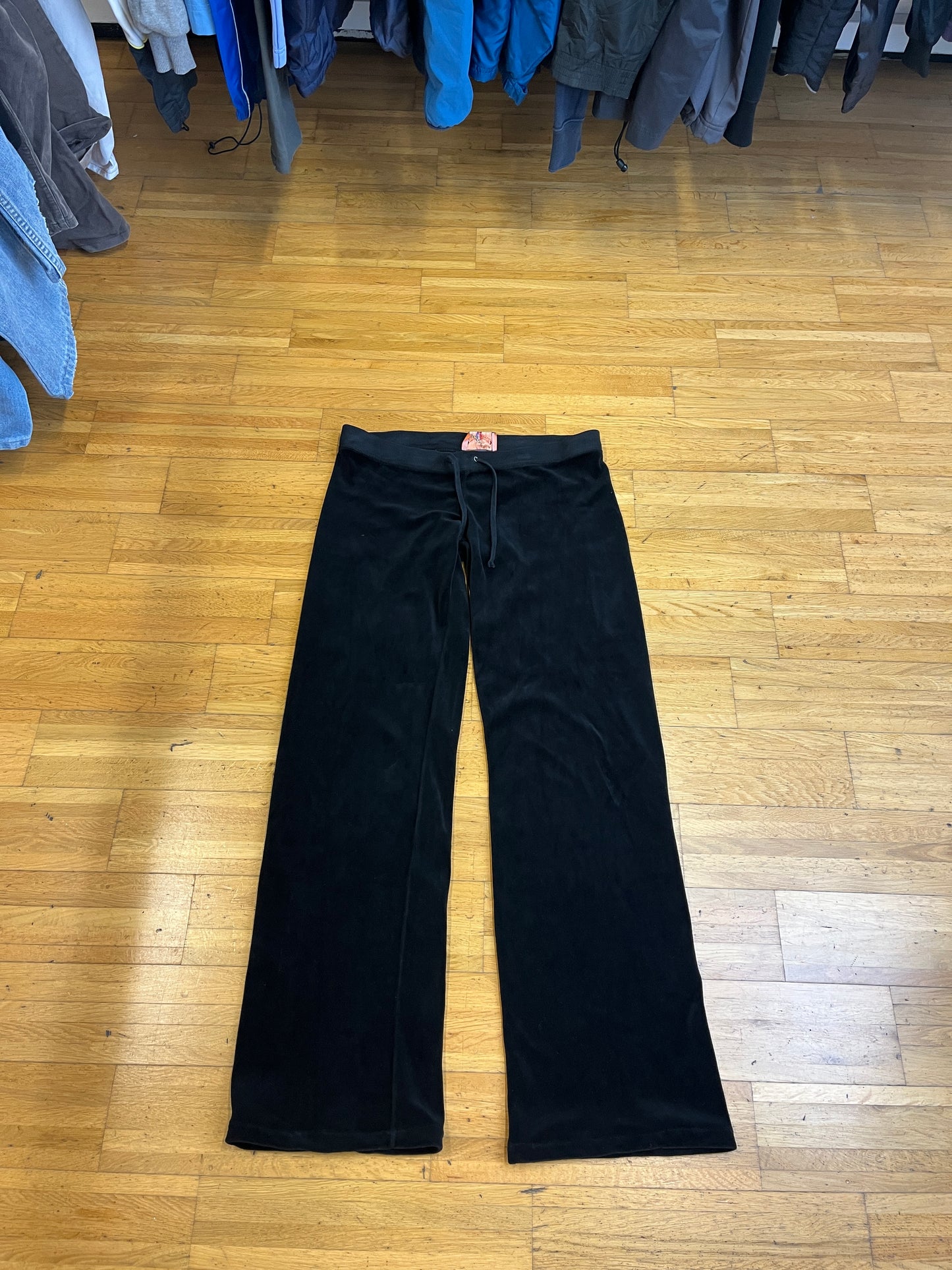 JUICY COUTURE PANTS (M)
