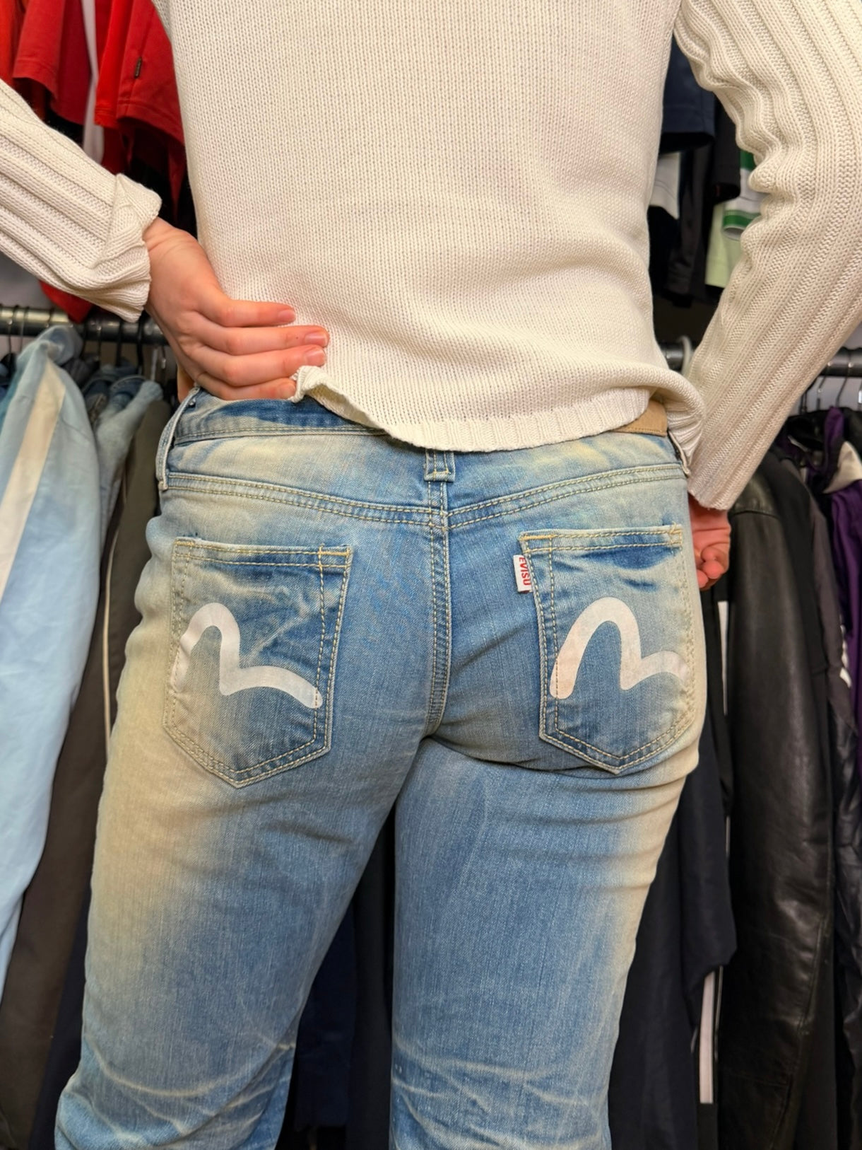 EVISU STRAIGHT LEG JEANS (29)