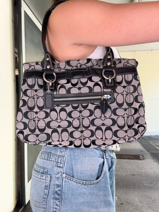 COACH VINTAGE SIGNATURE TOTE BAG
