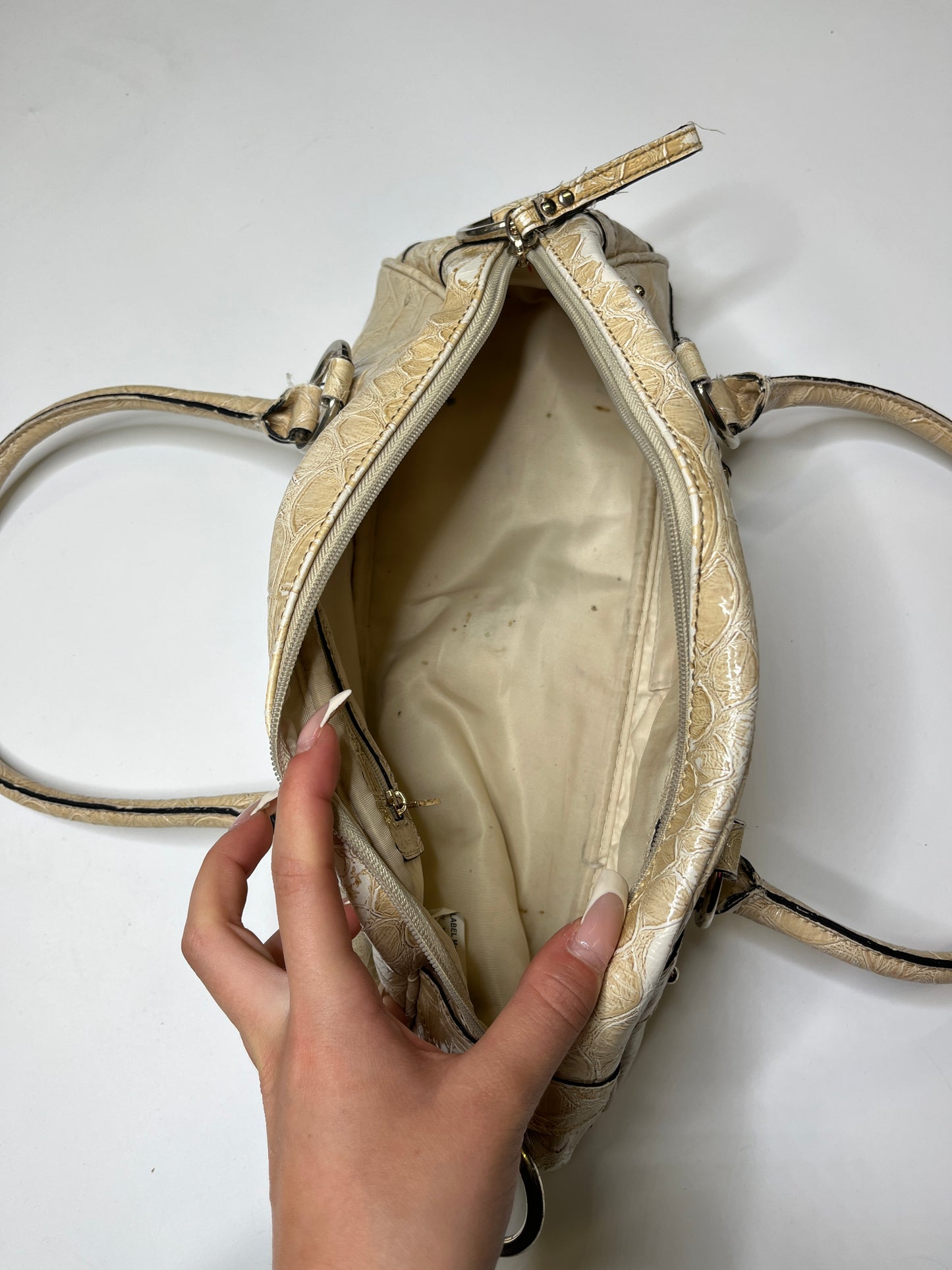 GUESS VINTAGE PURSE