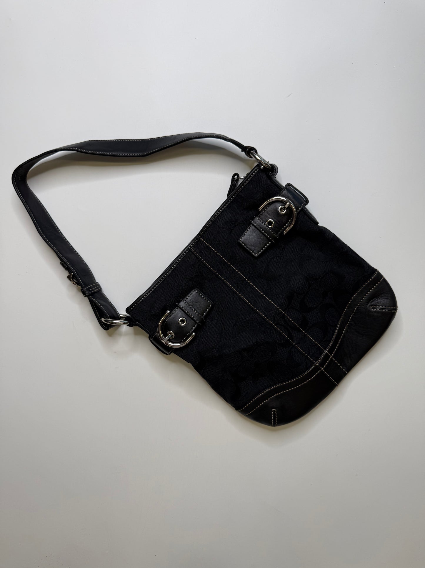 COACH SIGNATURE SHOULDER BAG – BLACK