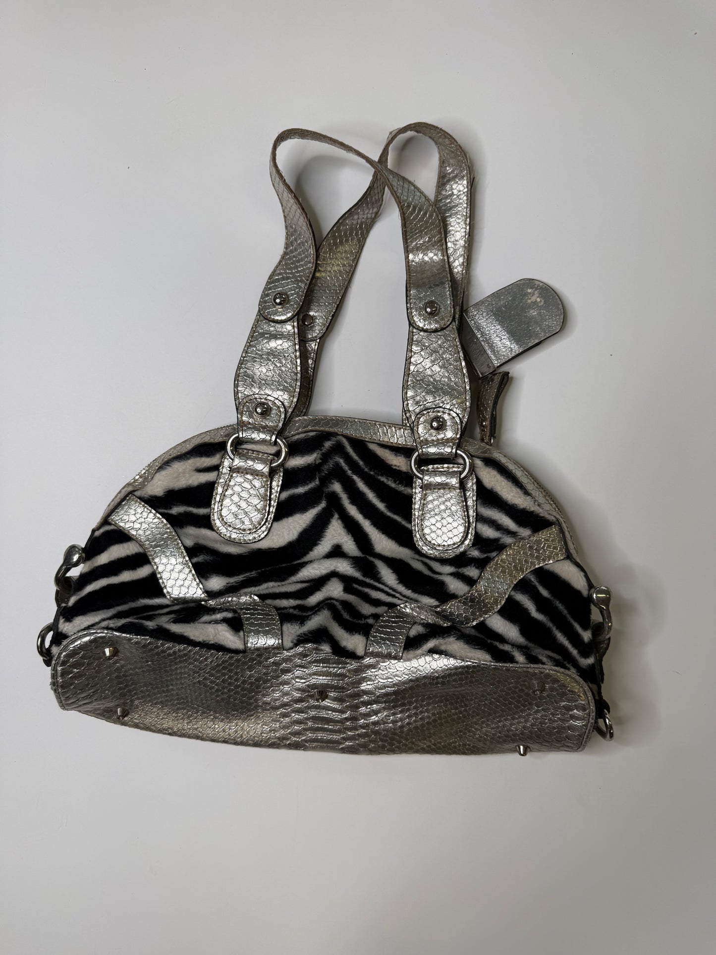 SPECIAL VINTAGE GUESS ZEBRA CALF HAIR BOWLER BAG (SILVER)