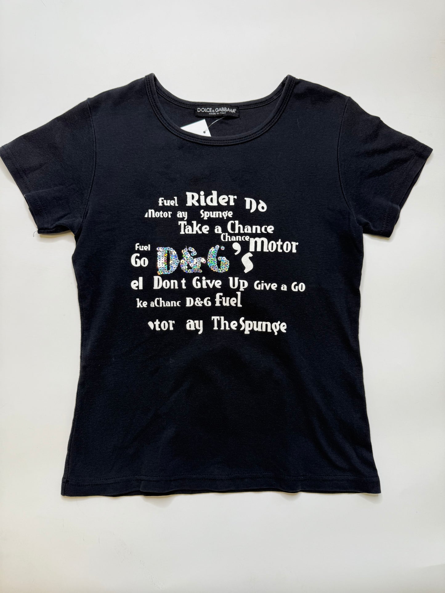 D&G DOLCE & GABBANA GRAPHIC LOGO TEE (S-M)