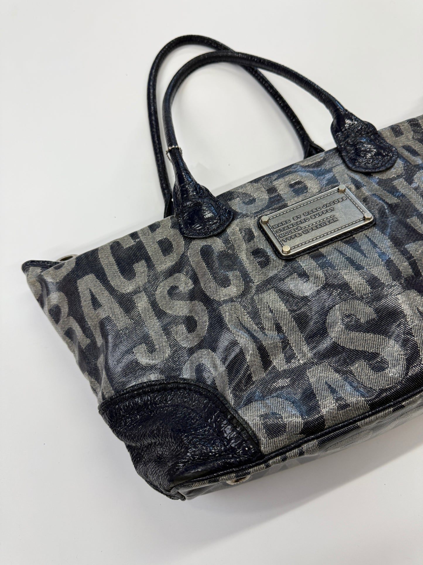 MARC BY MARC JACOBS