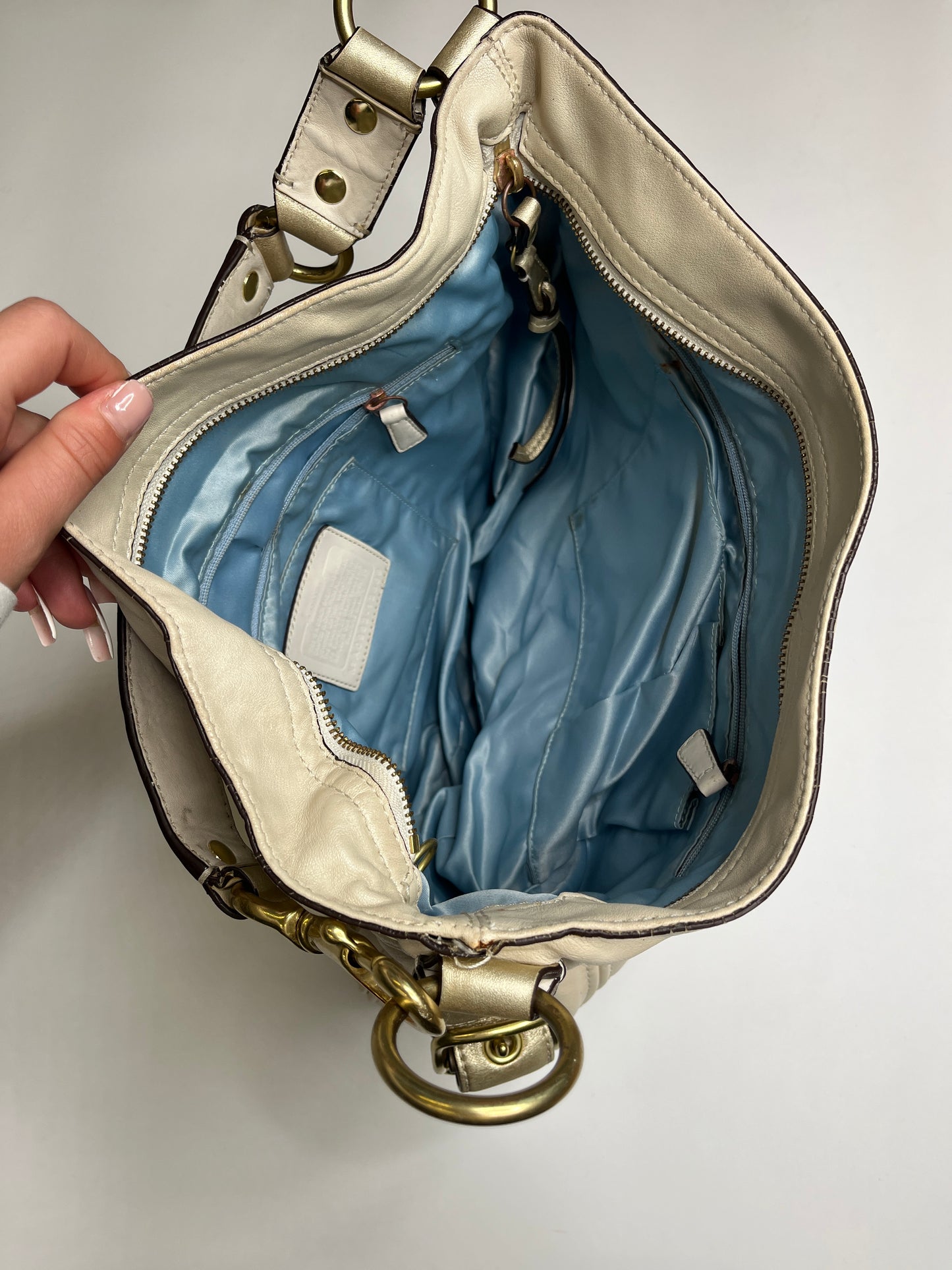 COACH PURSE WHITE LEATHER