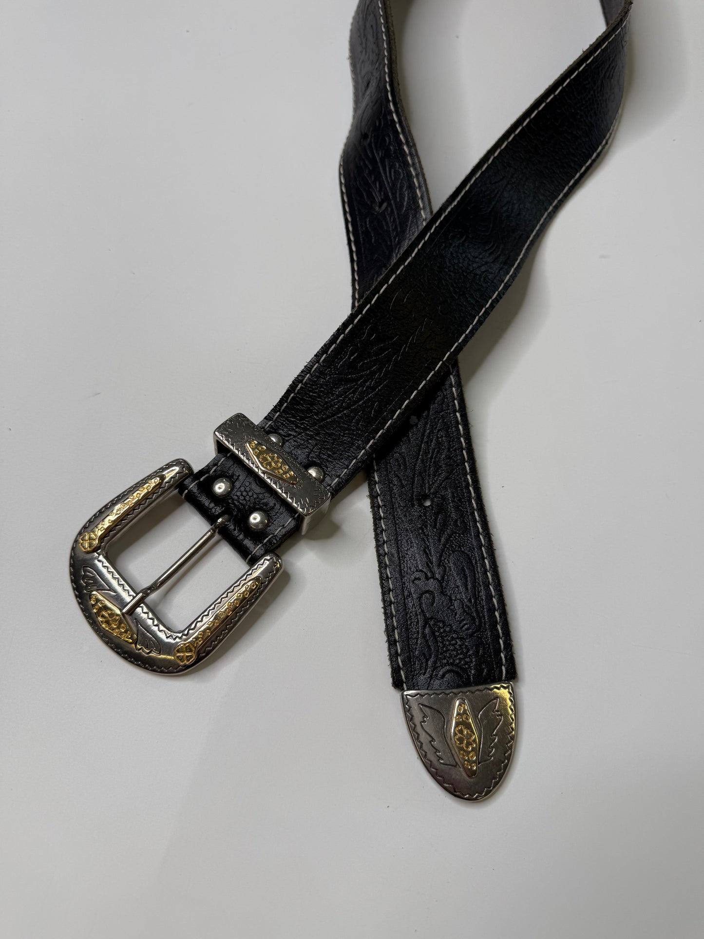 WESTERN TOOLED LEATHER BELT – SILVER BUCKLE BLACK (XS-S)