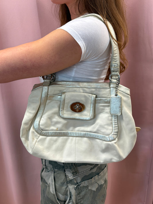 WHITE/SILVER LEATHER COACH PURSE