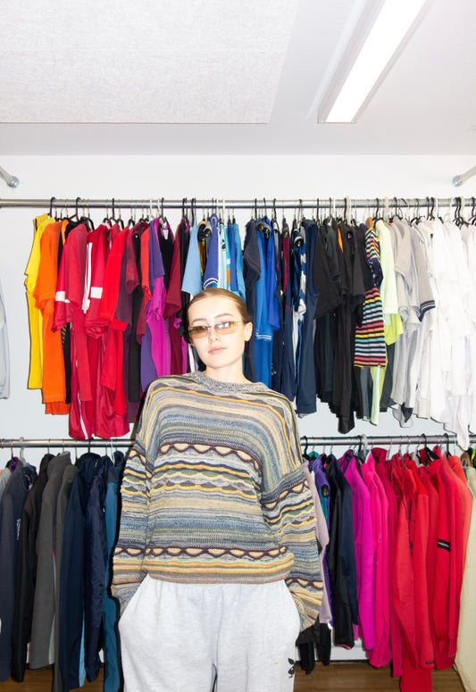 COOGI STYLE SWEATER (M)