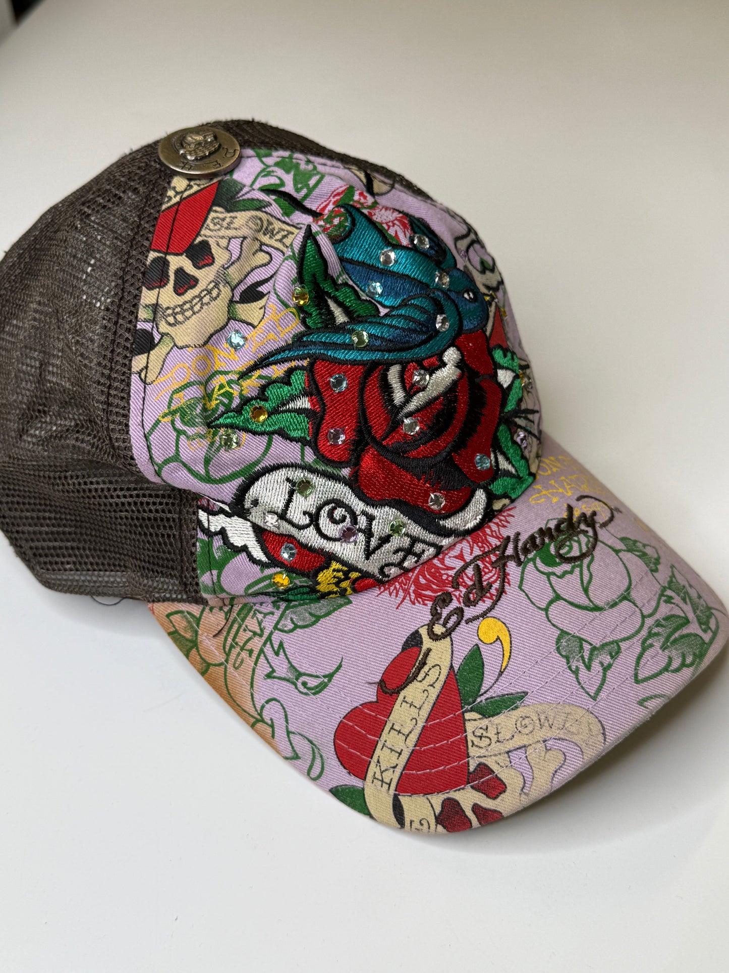 ED HARDY "LOVE KILLS SLOWLY" VINTAGE RHINESTONE CAP