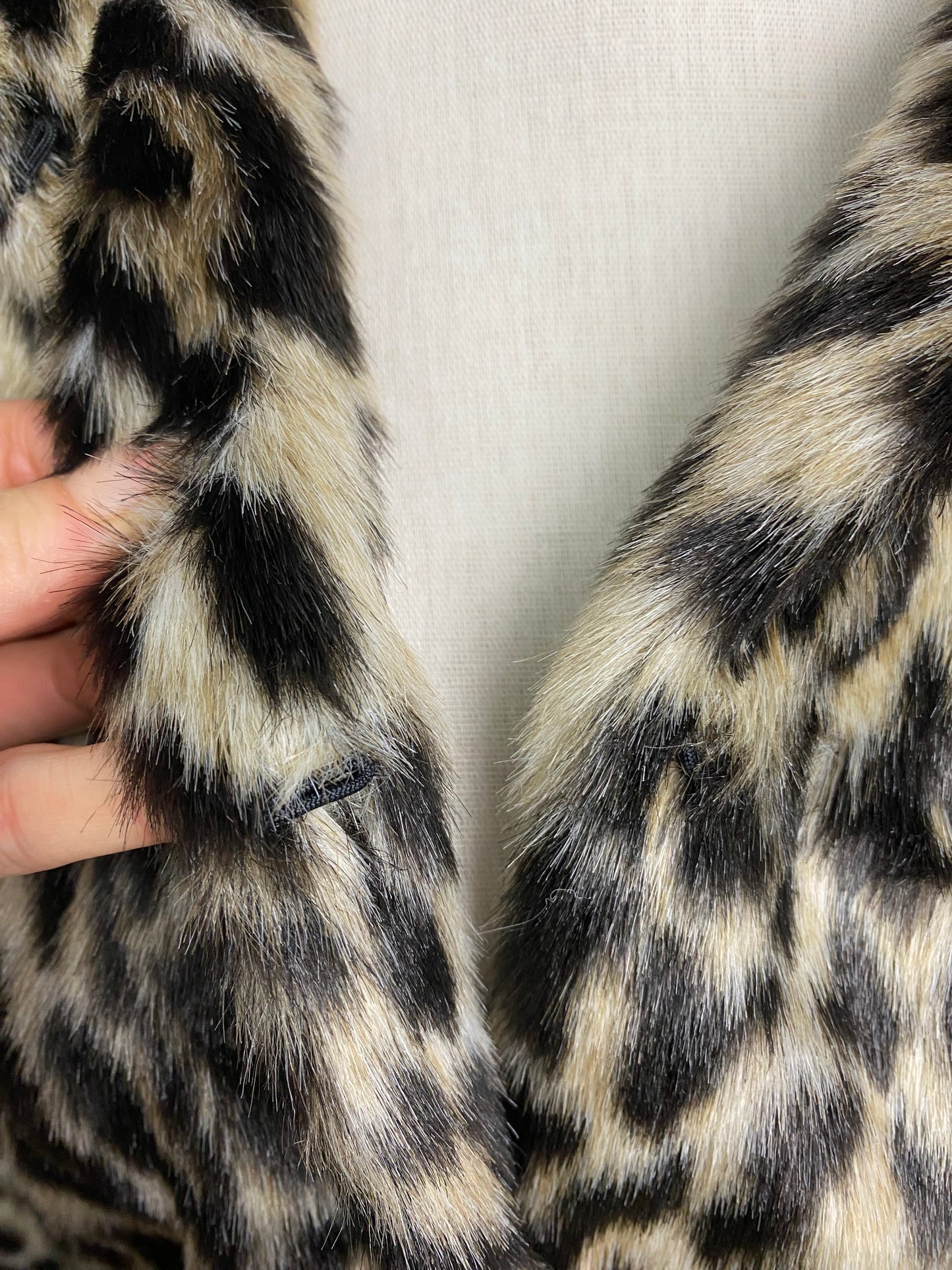 LEO PRINT FAUX FUR JACKET (S)