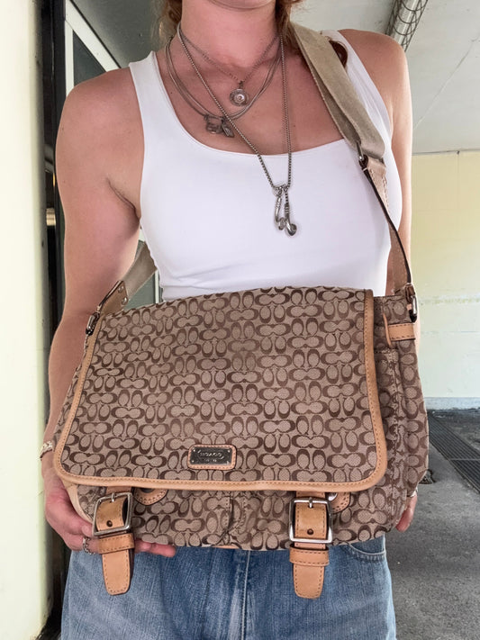 COACH VINTAGE SIGNATURE MESSENGER CROSSBODY BAG