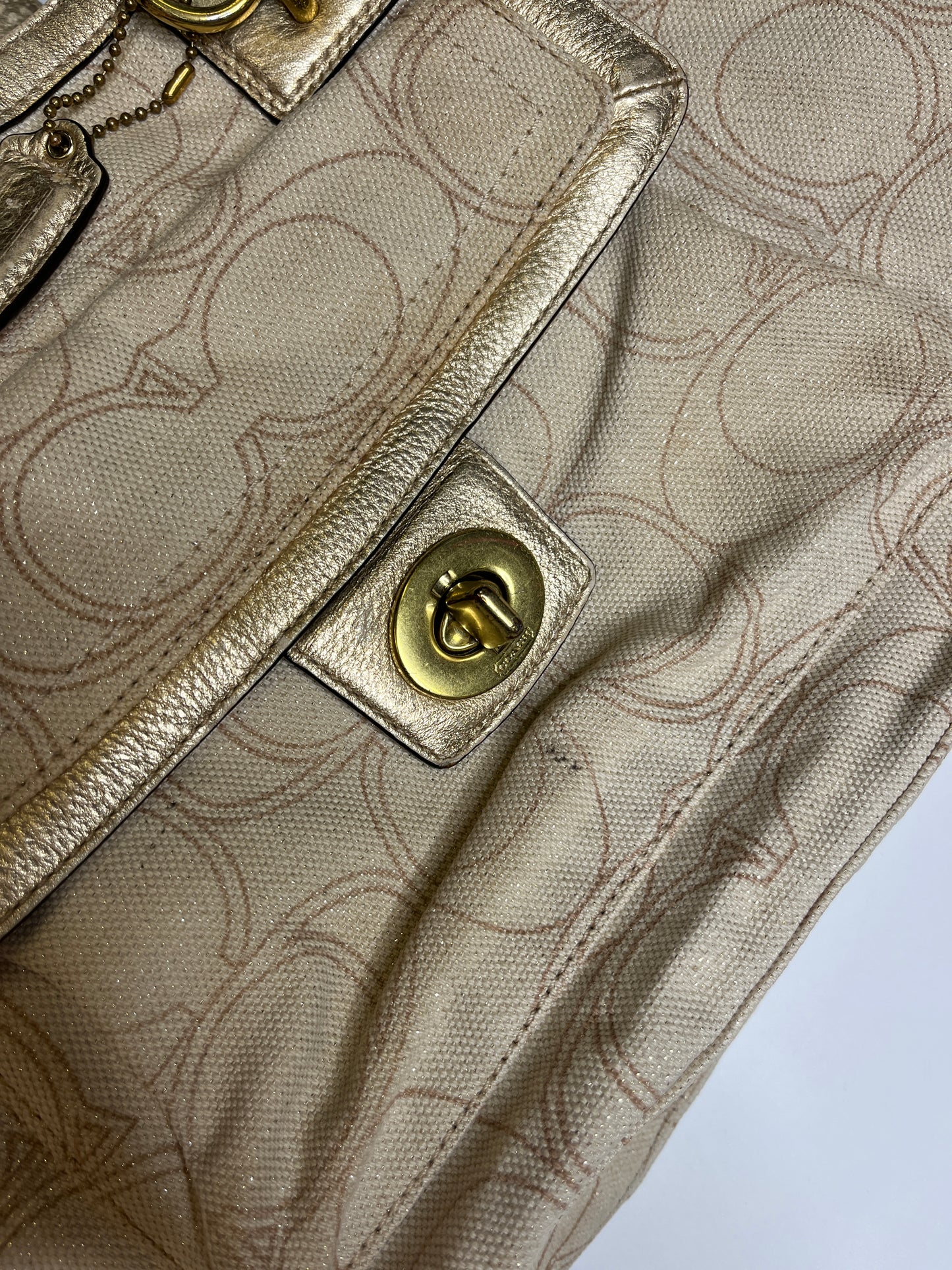 COACH MONOGRAM PURSE
