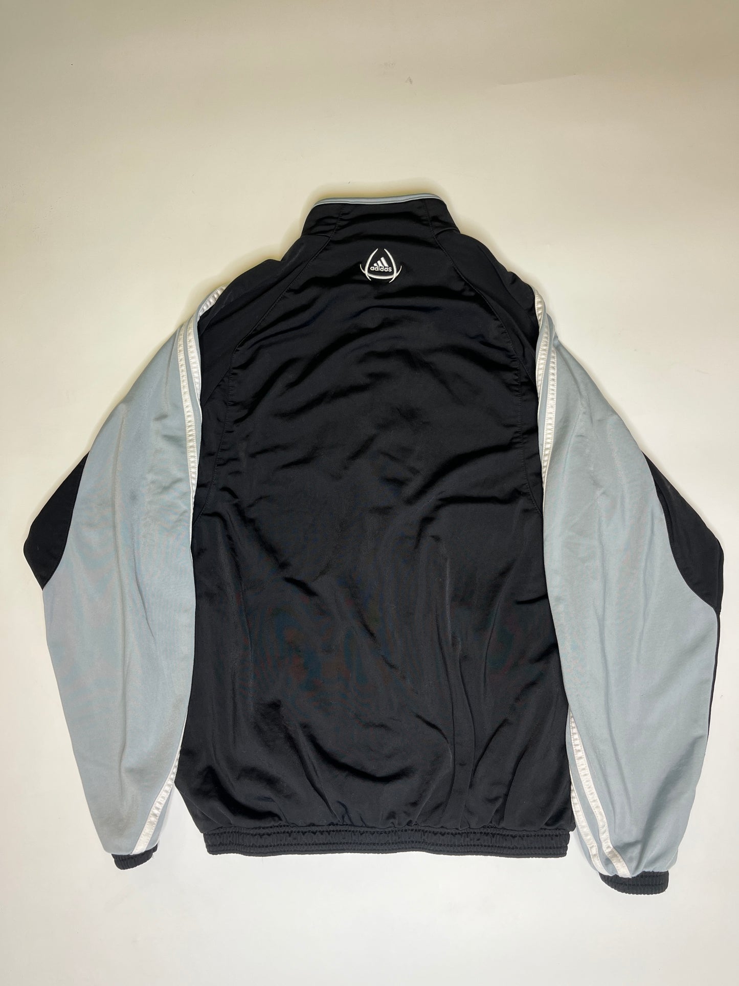 VINTAGE 2000s BLACK ADIDAS ZIPPER (~M)