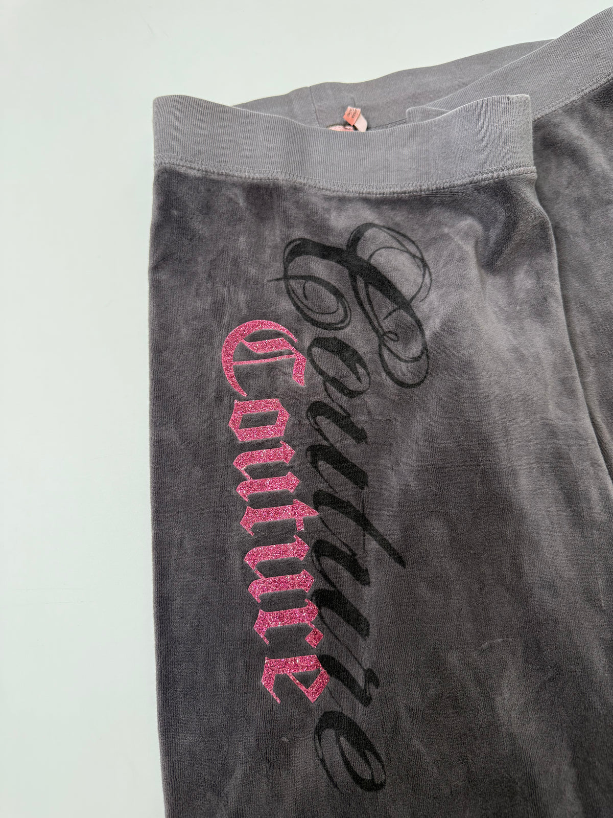 JUICY COUTURE VELOUR SWEATPANTS (GREY) (M)