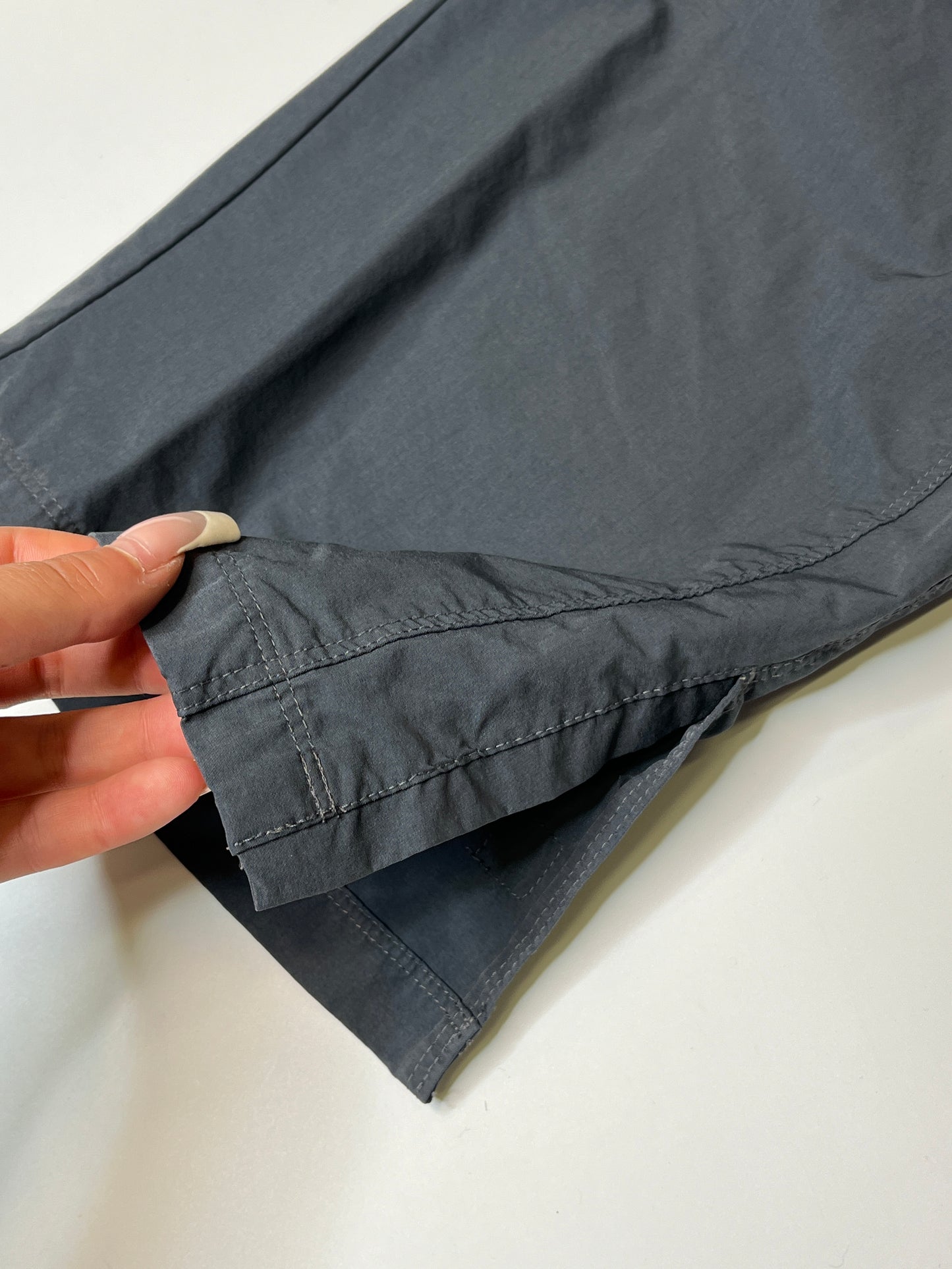 VINTAGE 2000s NIKE 3/4 PANTS (L)