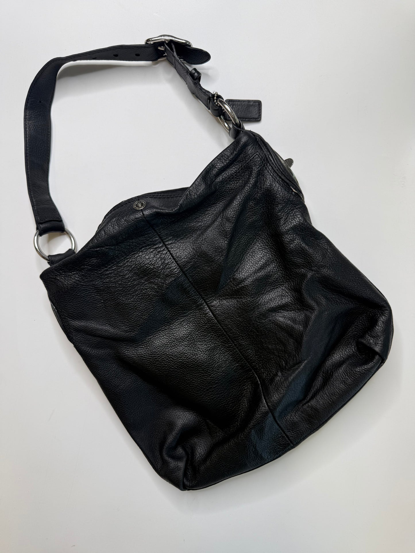 COACH VINTAGE PEBBLED LEATHER TURN-LOCK HOBO BAG