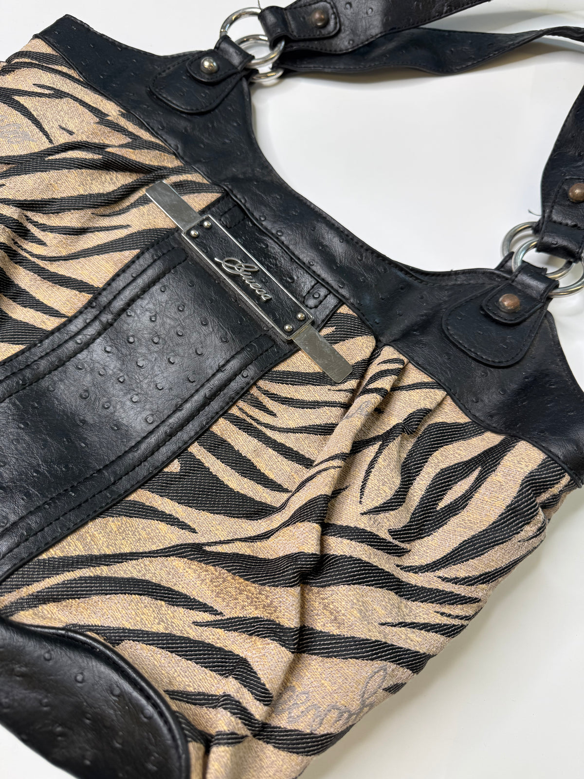 GUESS VINTAGE BLACK TIGER PRINT TOTE BAG