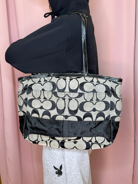COACH MONOGRAM PURSE