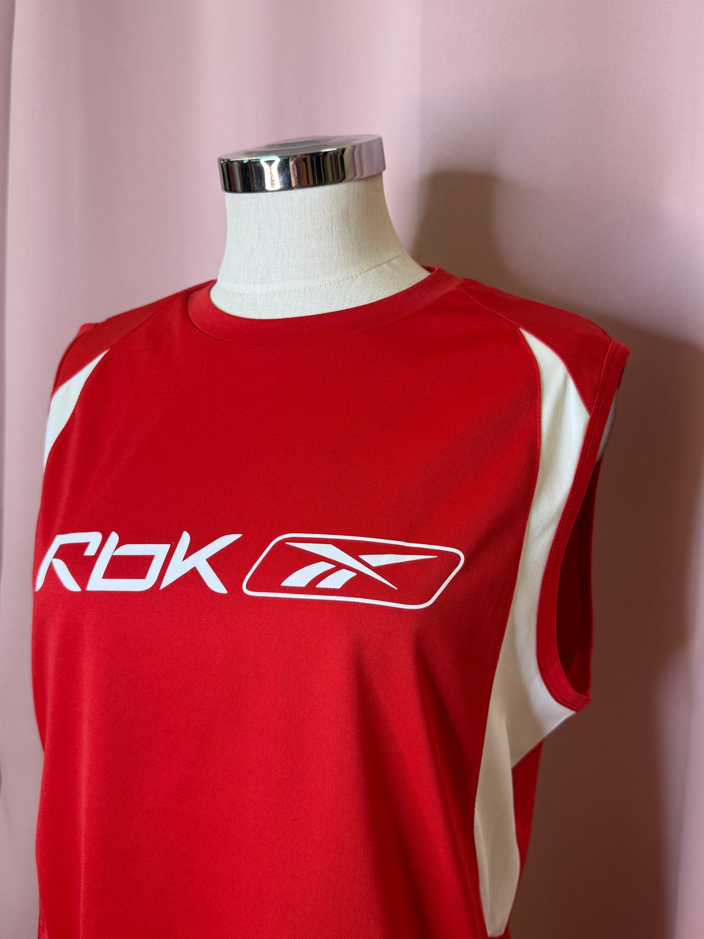 RED REEBOK TANK TOP (M)