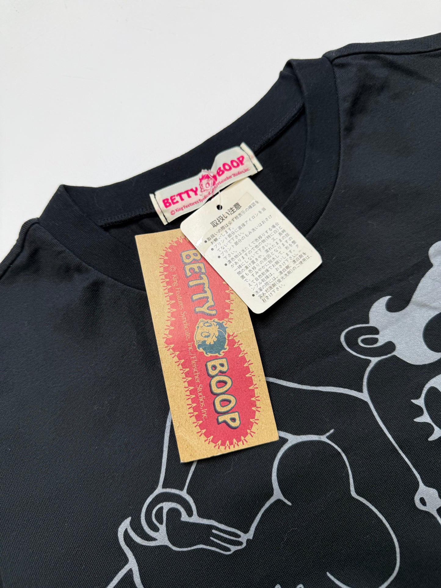 VINTAGE BETTY BOOP SHIRT NEW WITH TAG! (M)