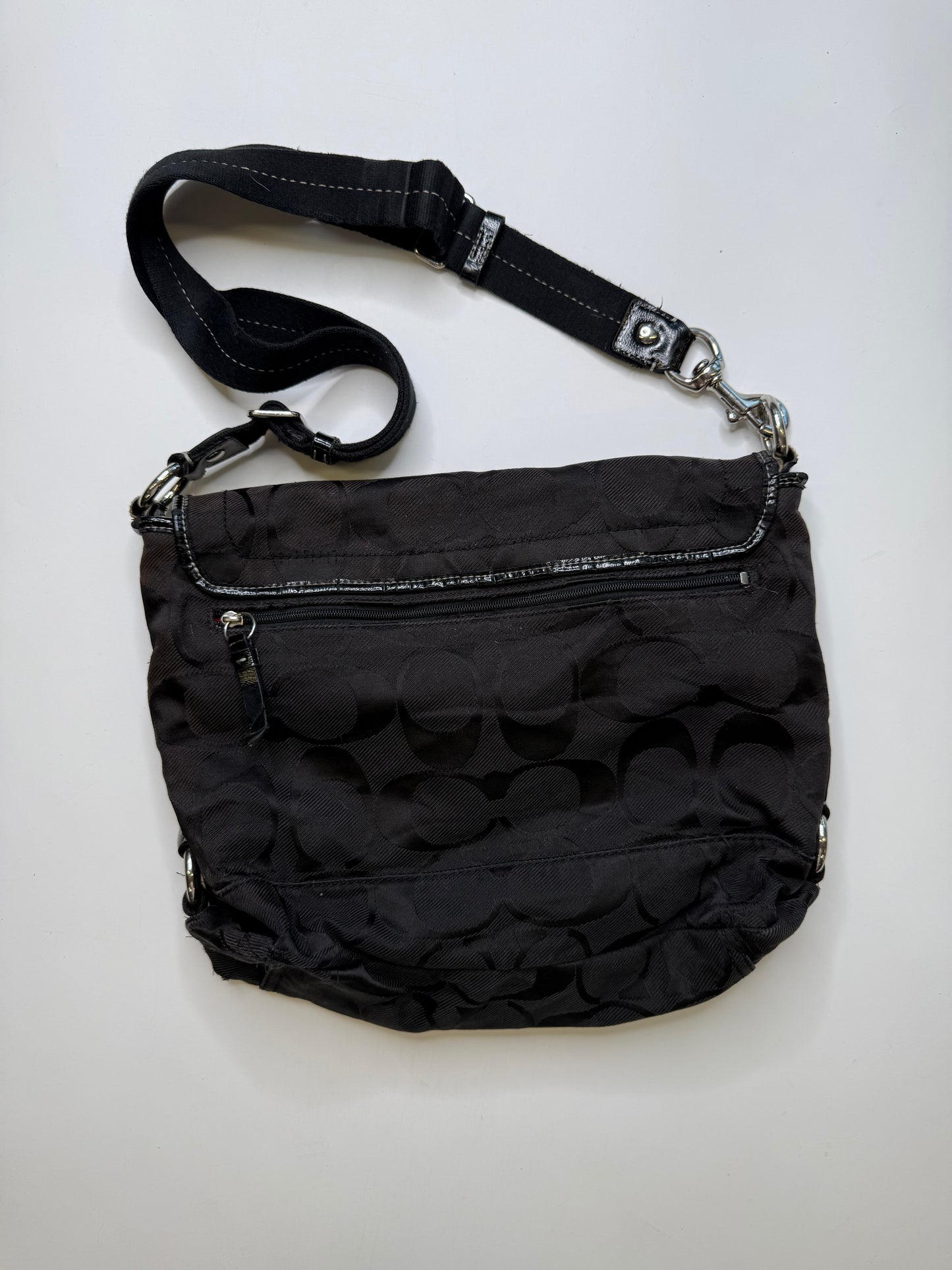 COACH SIGNATURE MESSENGER BAG – BLACK