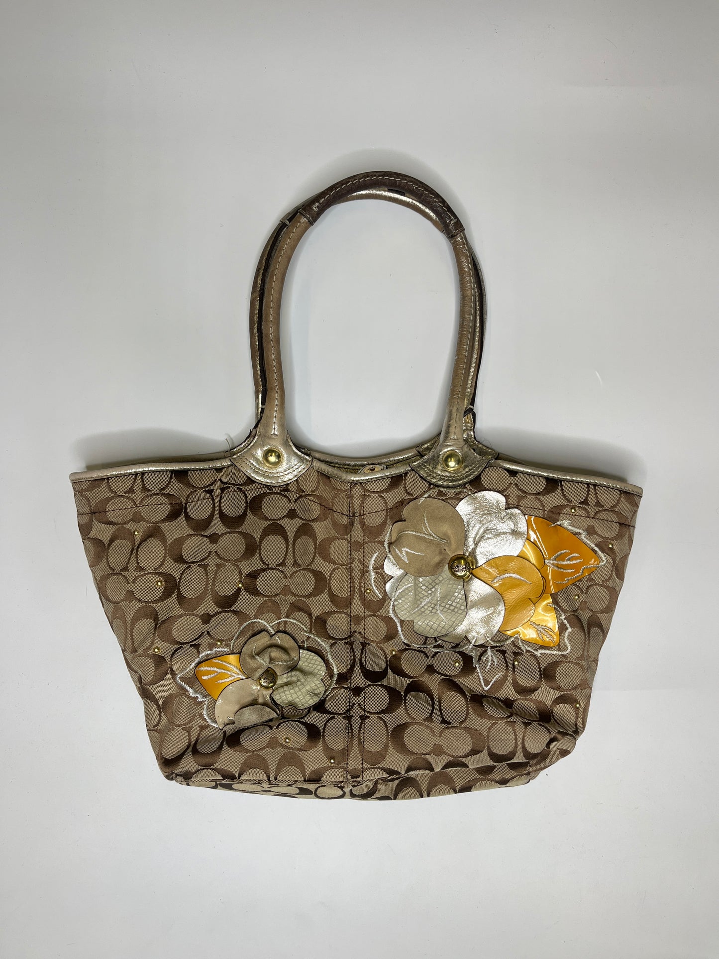 COACH MONOGRAM PURSE FLOWERS
