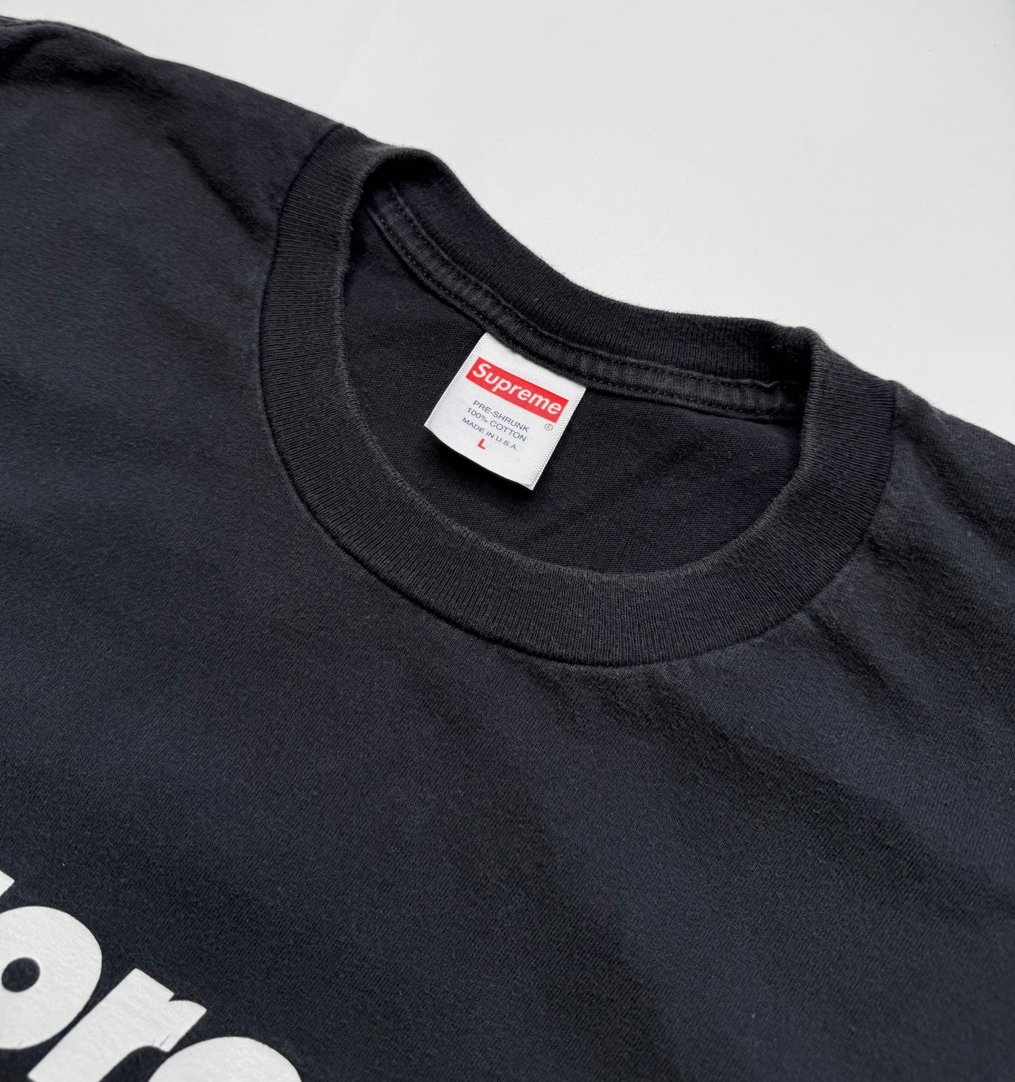 SUPREME WORDMARK TEE – BLACK (L)